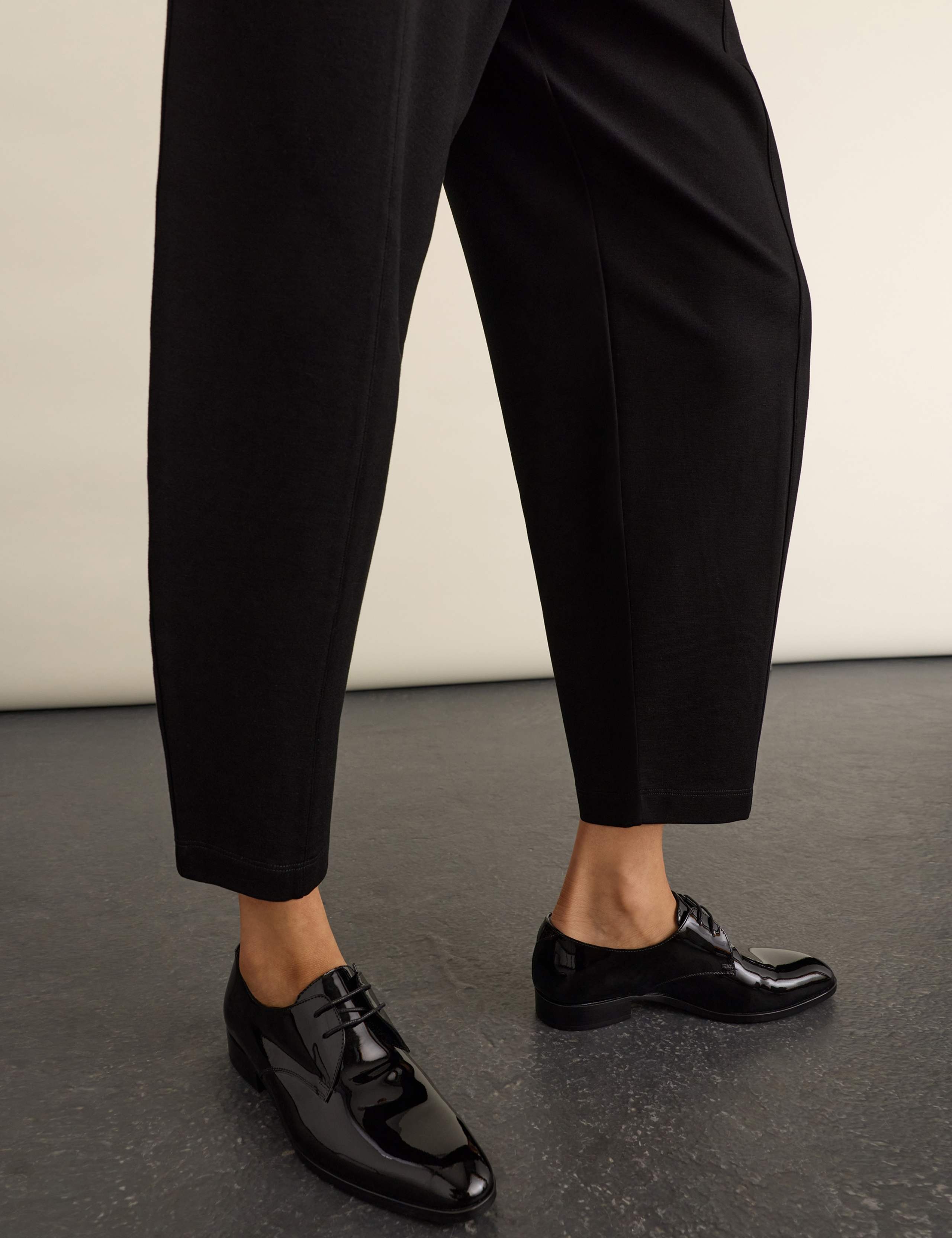 Jersey Elasticated Waist Barrel Leg Trousers 6 of 6