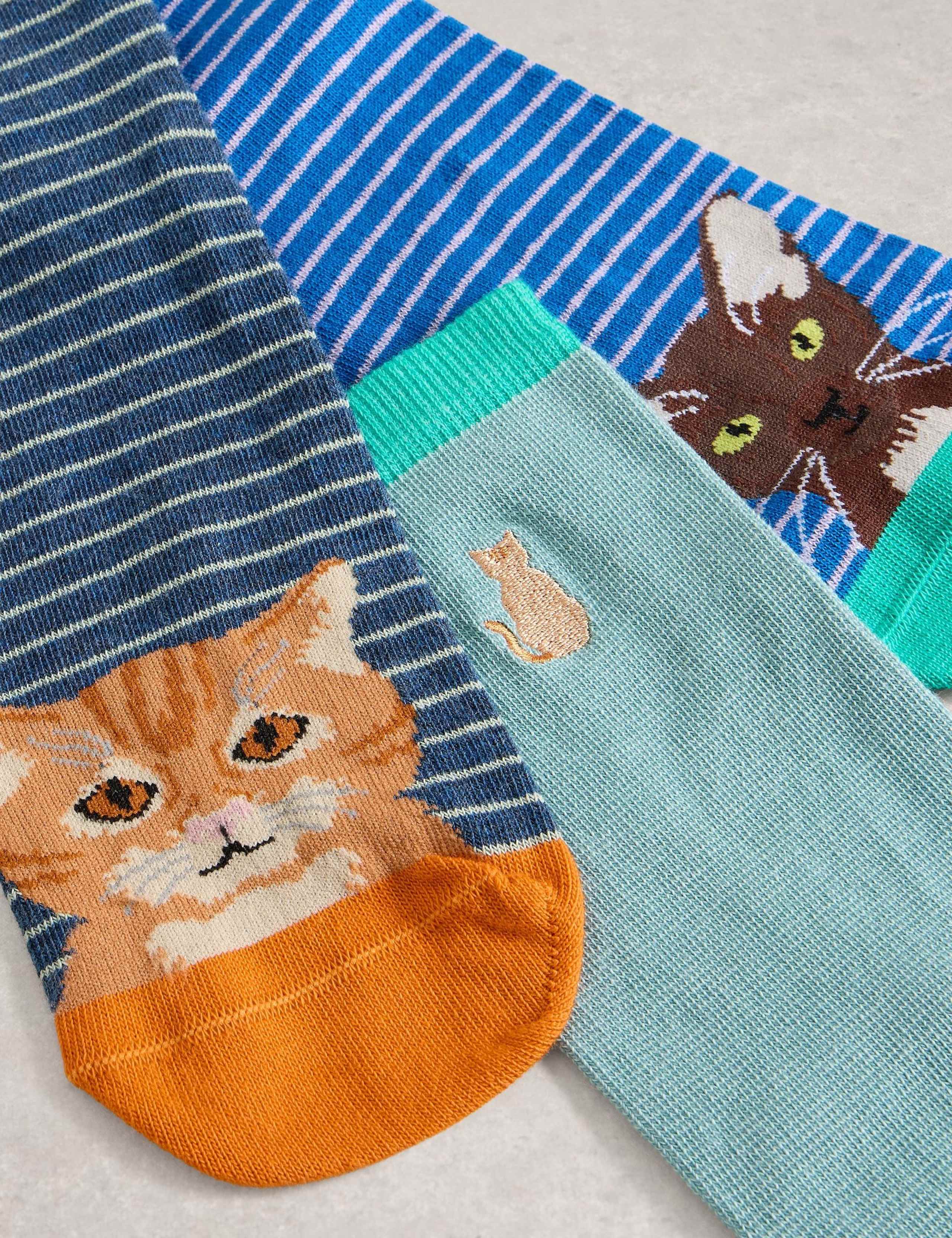 3pk Cotton Rich Striped Cat Ankle High Socks 2 of 2