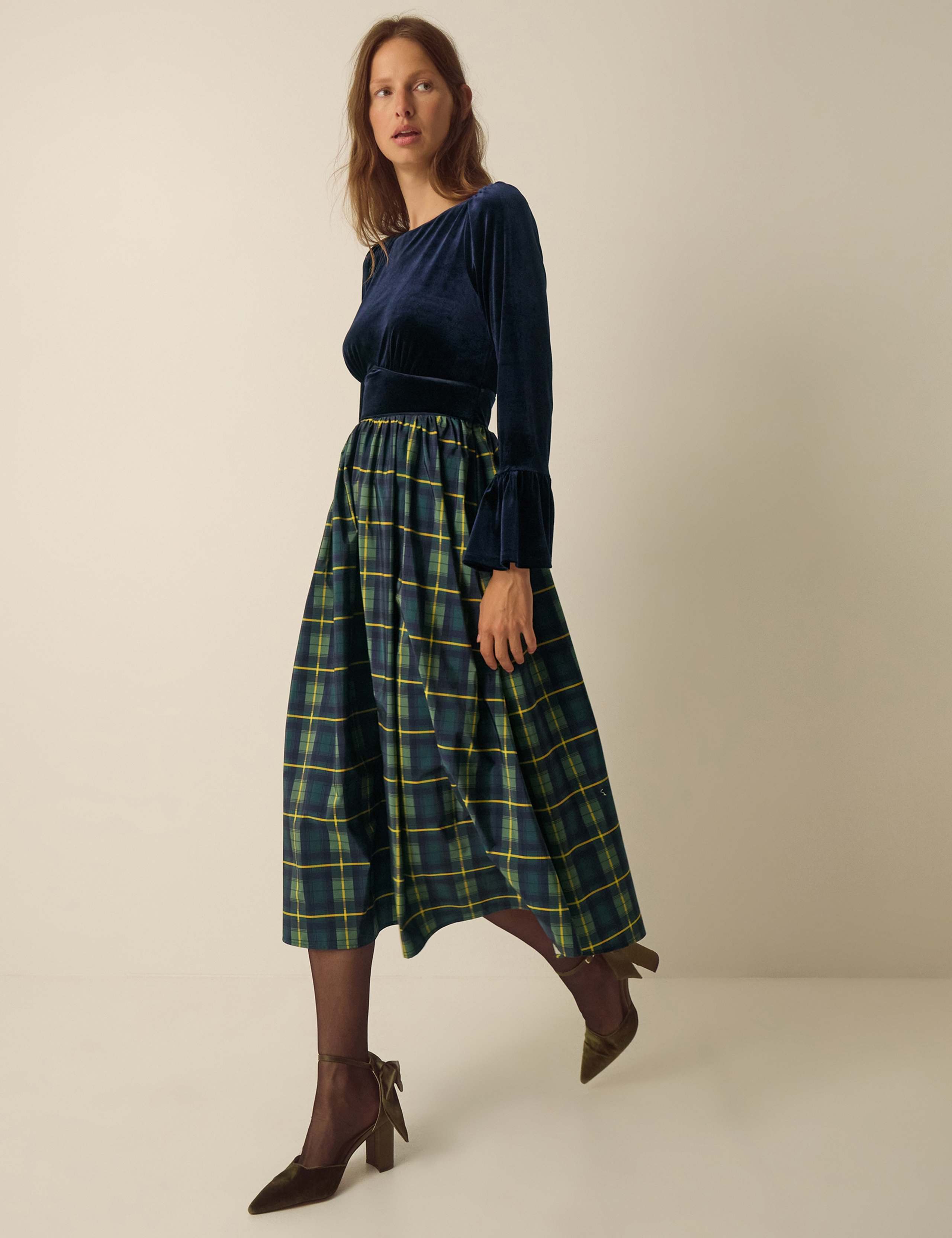 Velvet Checked Slash Neck Midi Dress 4 of 5