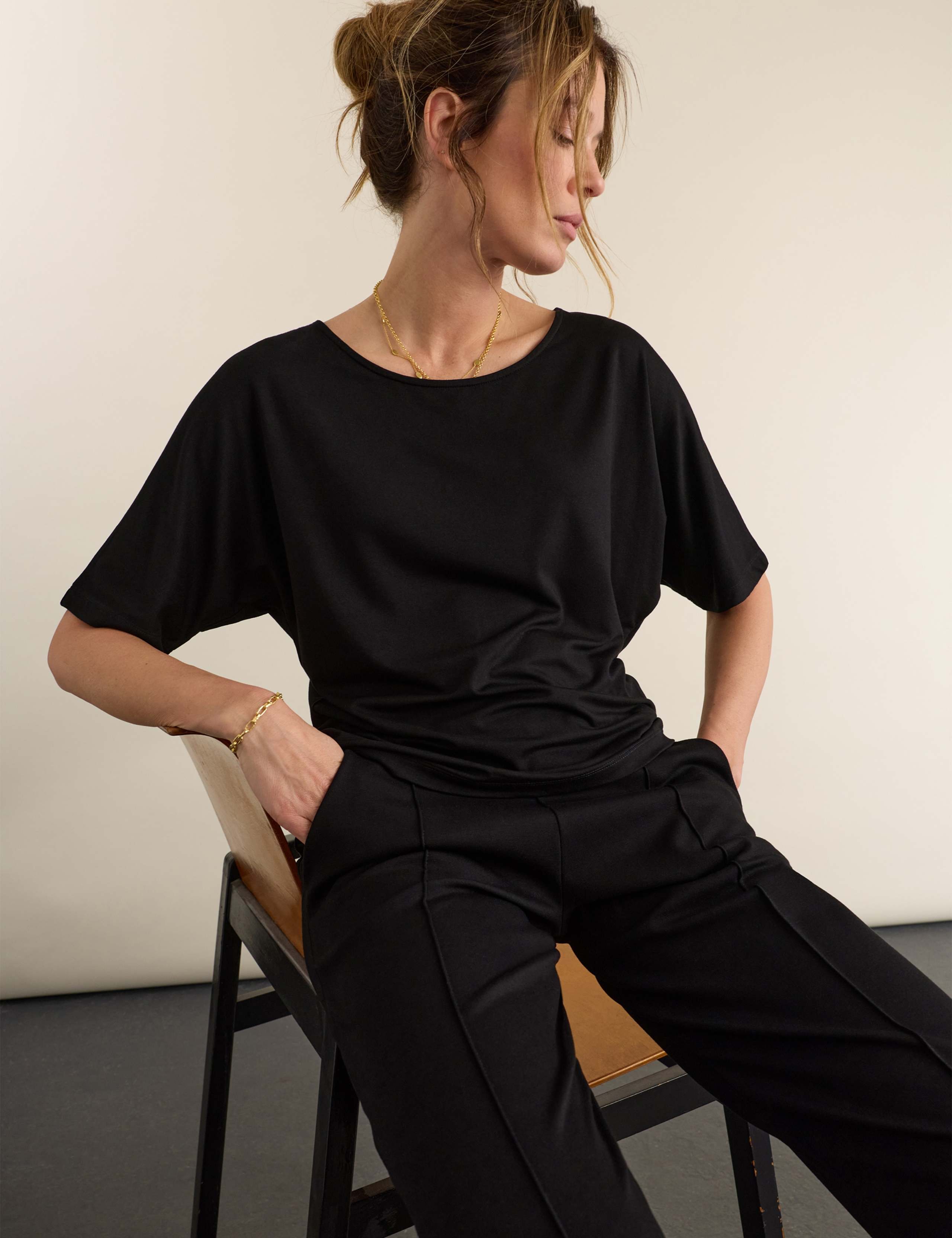 Jersey Slash Neck Batwing Relaxed Top 3 of 4
