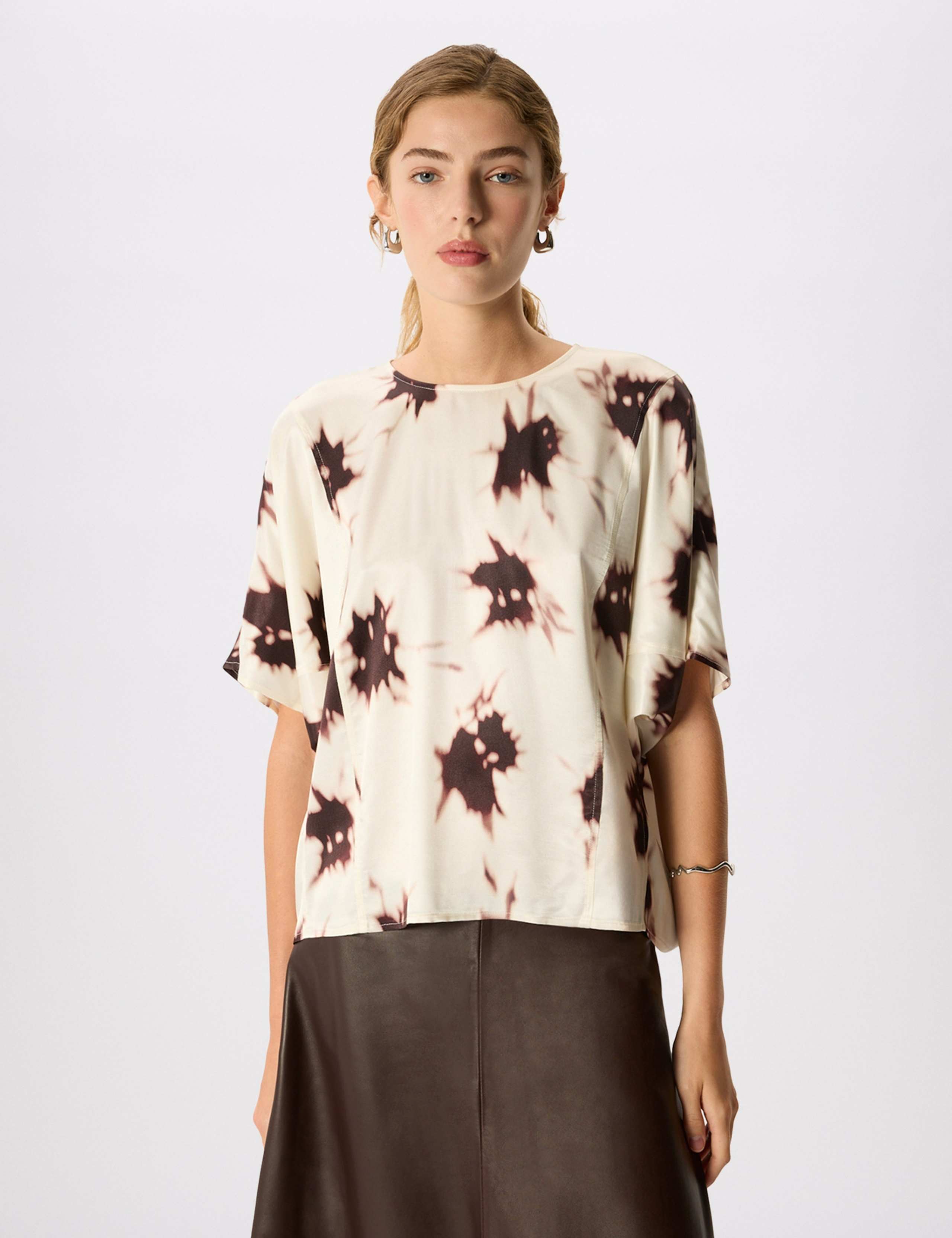Printed Round Neck Blouse 3 of 7