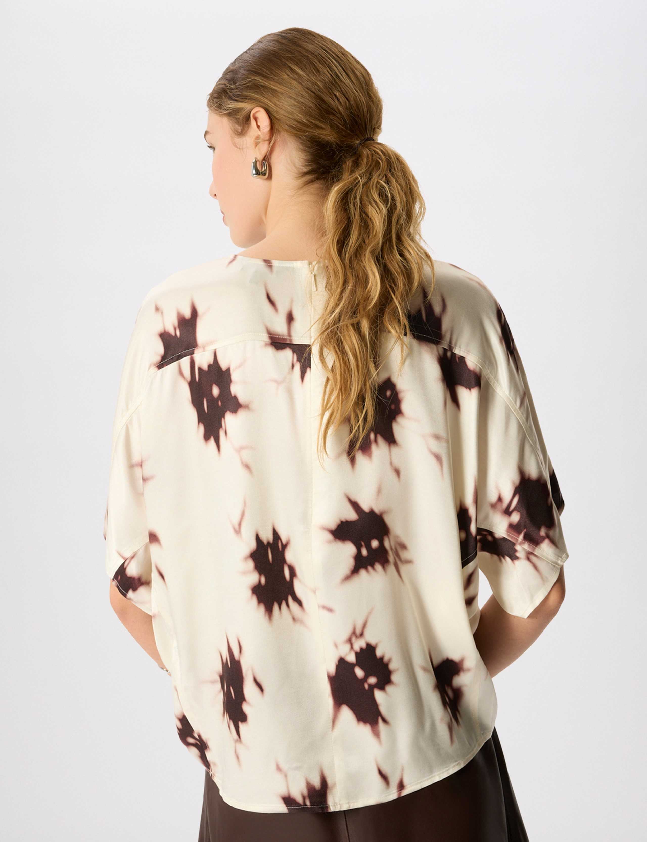 Printed Round Neck Blouse 5 of 7