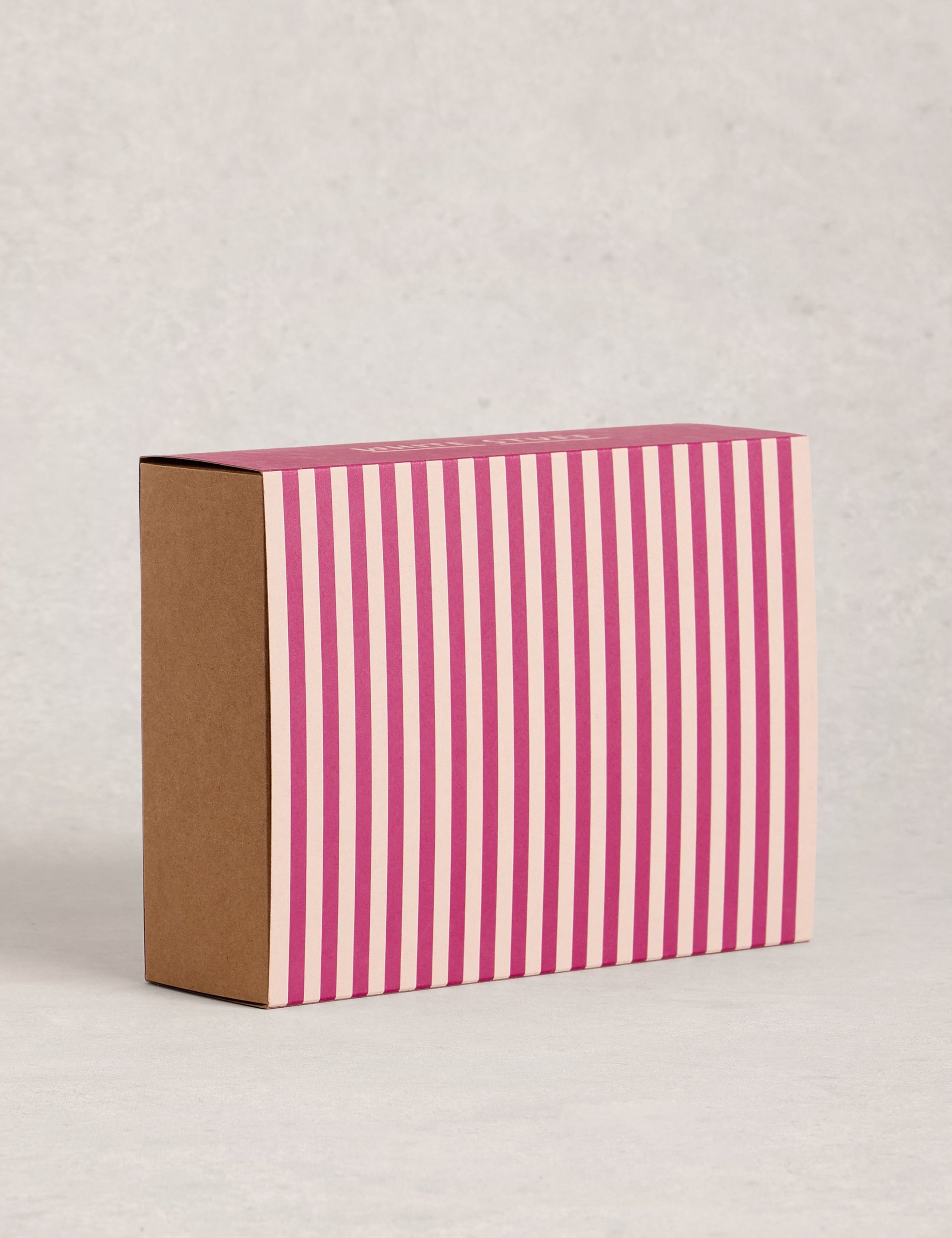 4pk Cotton Rich Circus Ankle Socks 4 of 4