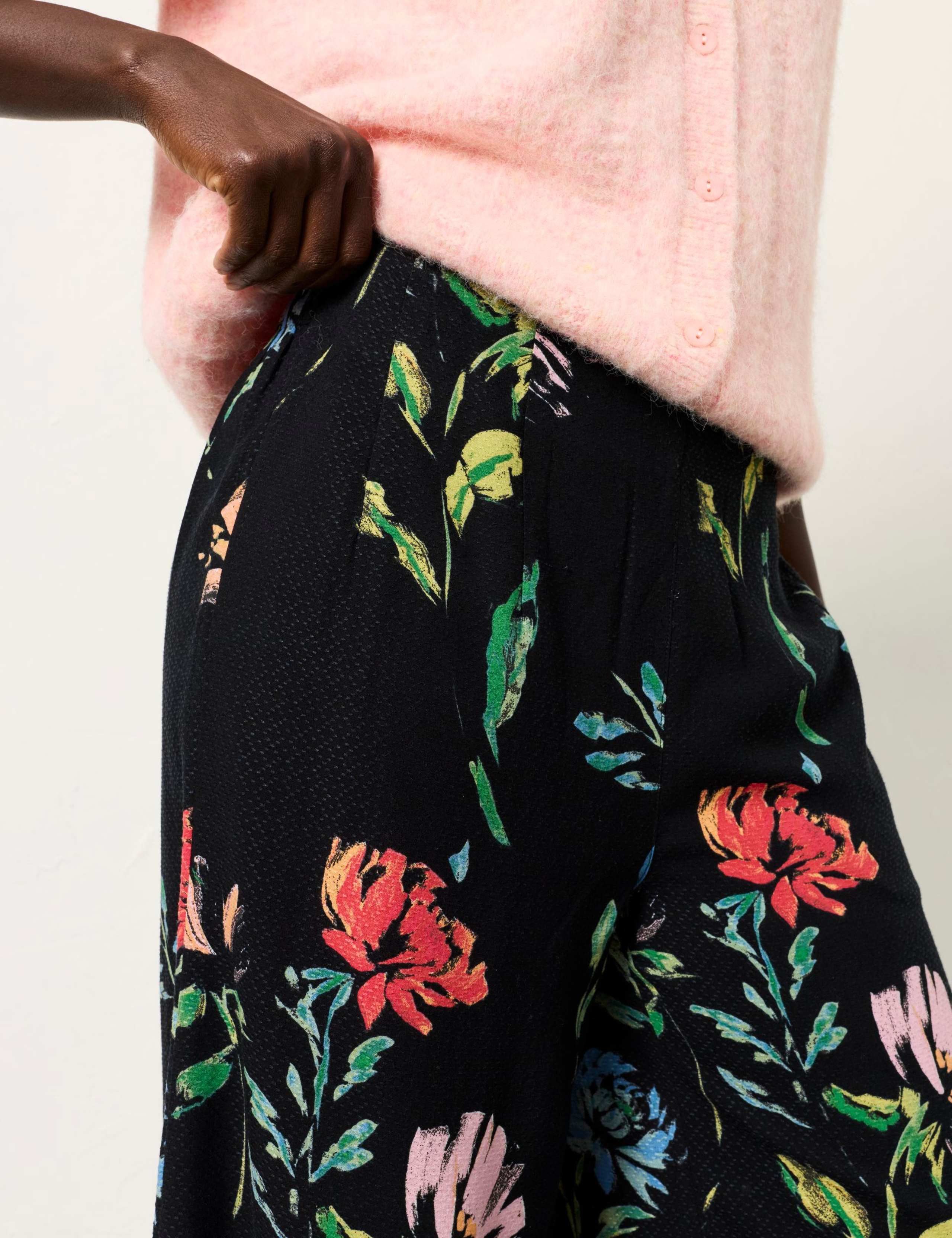 Floral Elasticated Waist Wide Leg Trousers 4 of 6