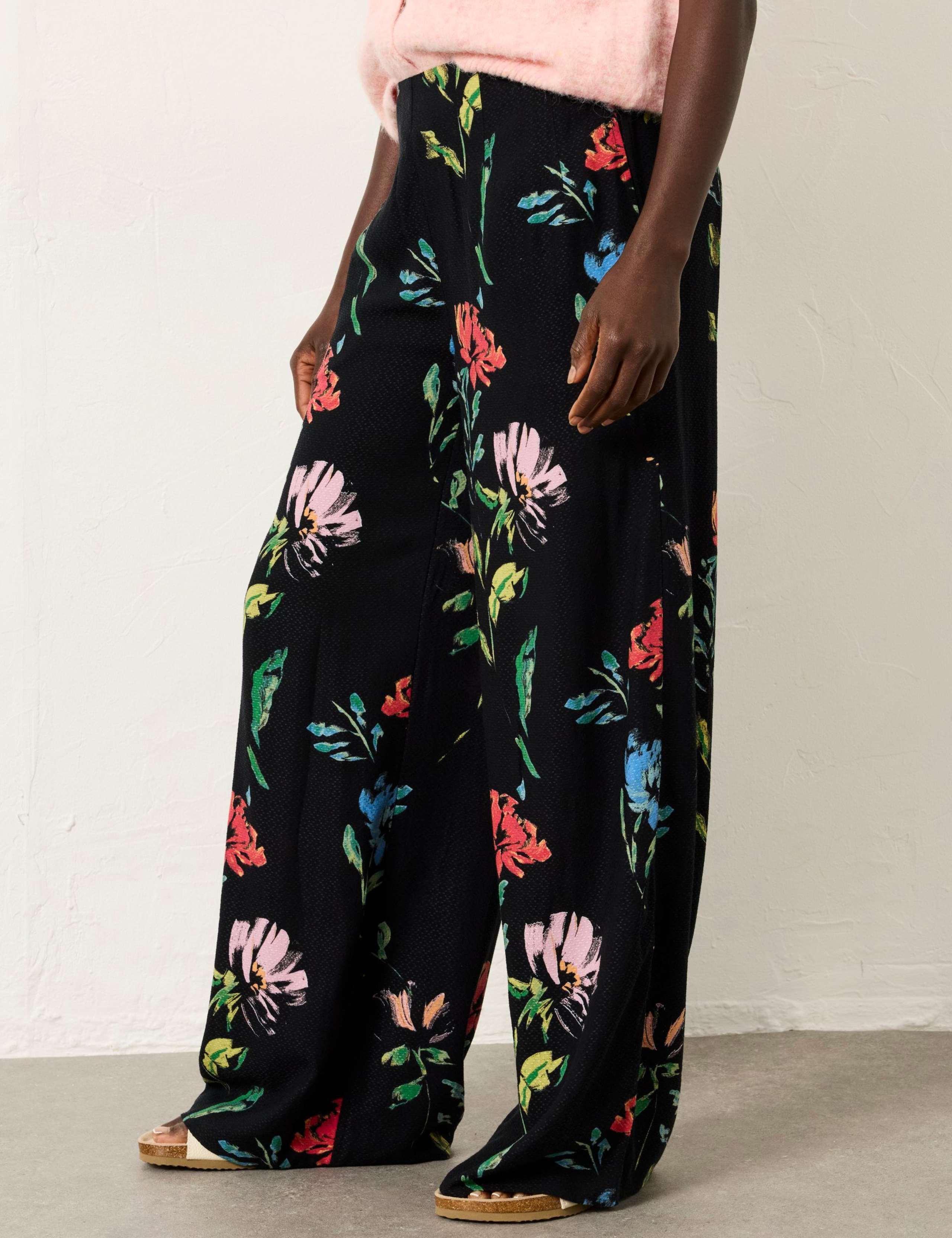 Floral Elasticated Waist Wide Leg Trousers 6 of 6