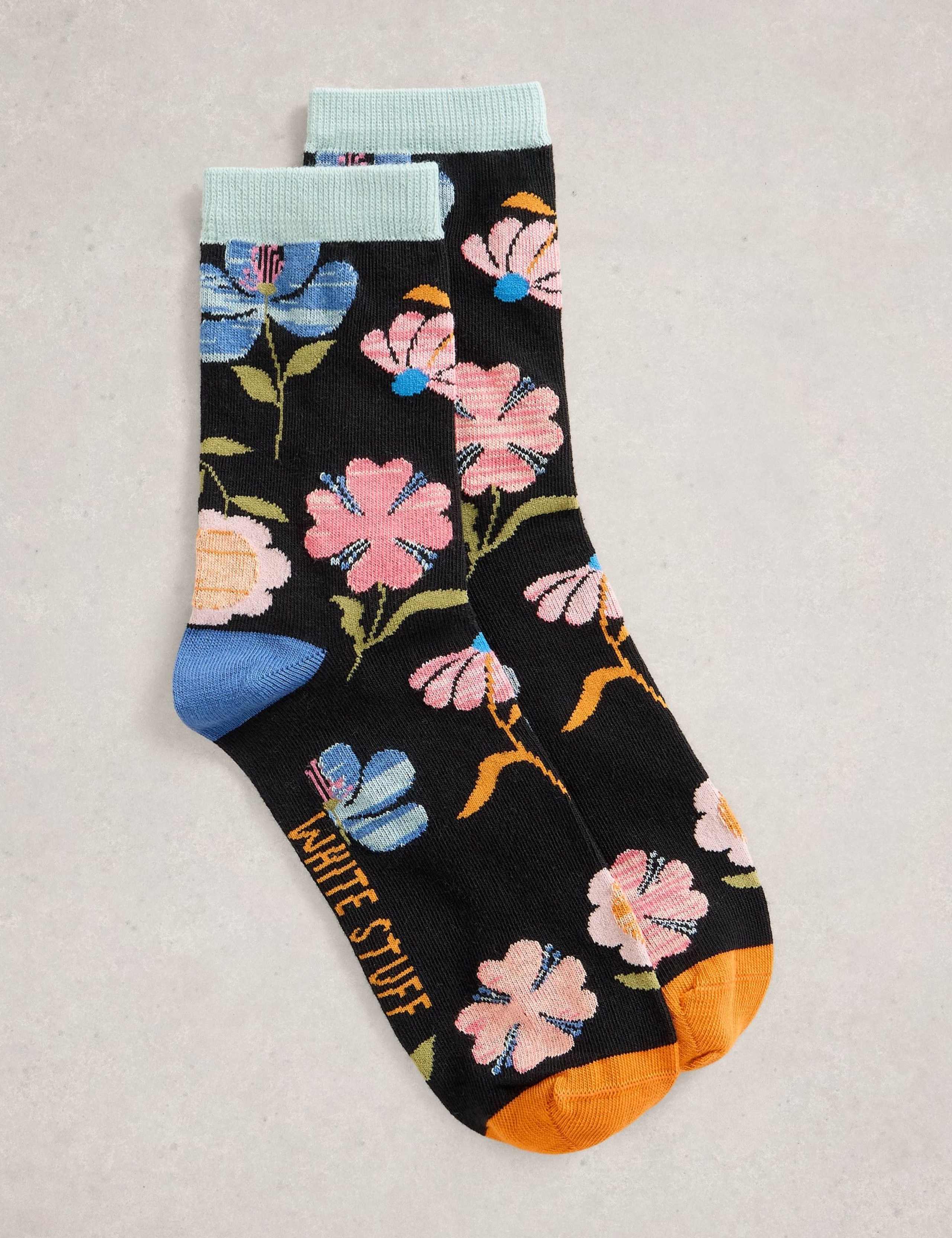 Cotton Rich Floral Ankle High Socks 1 of 2