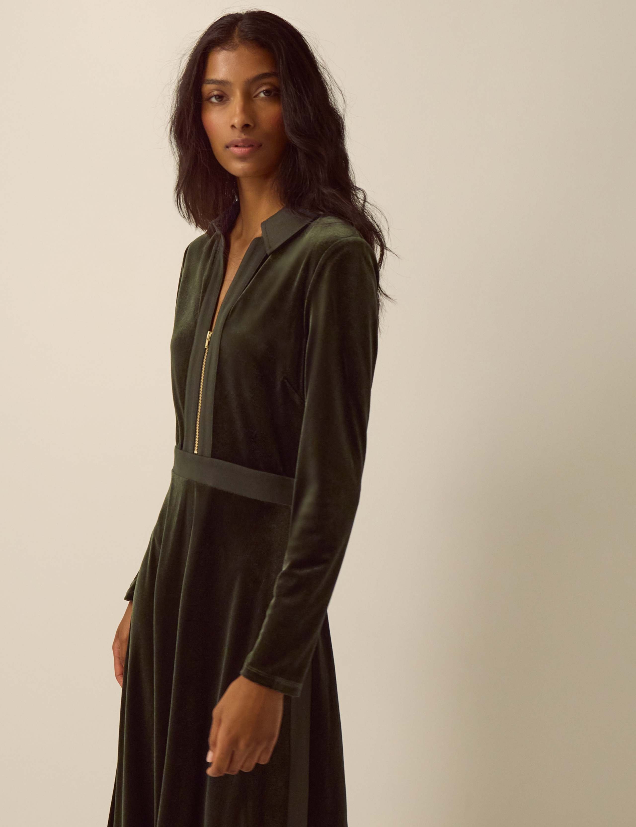Velvet Collared Neck Zip Up Midi Dress 3 of 4