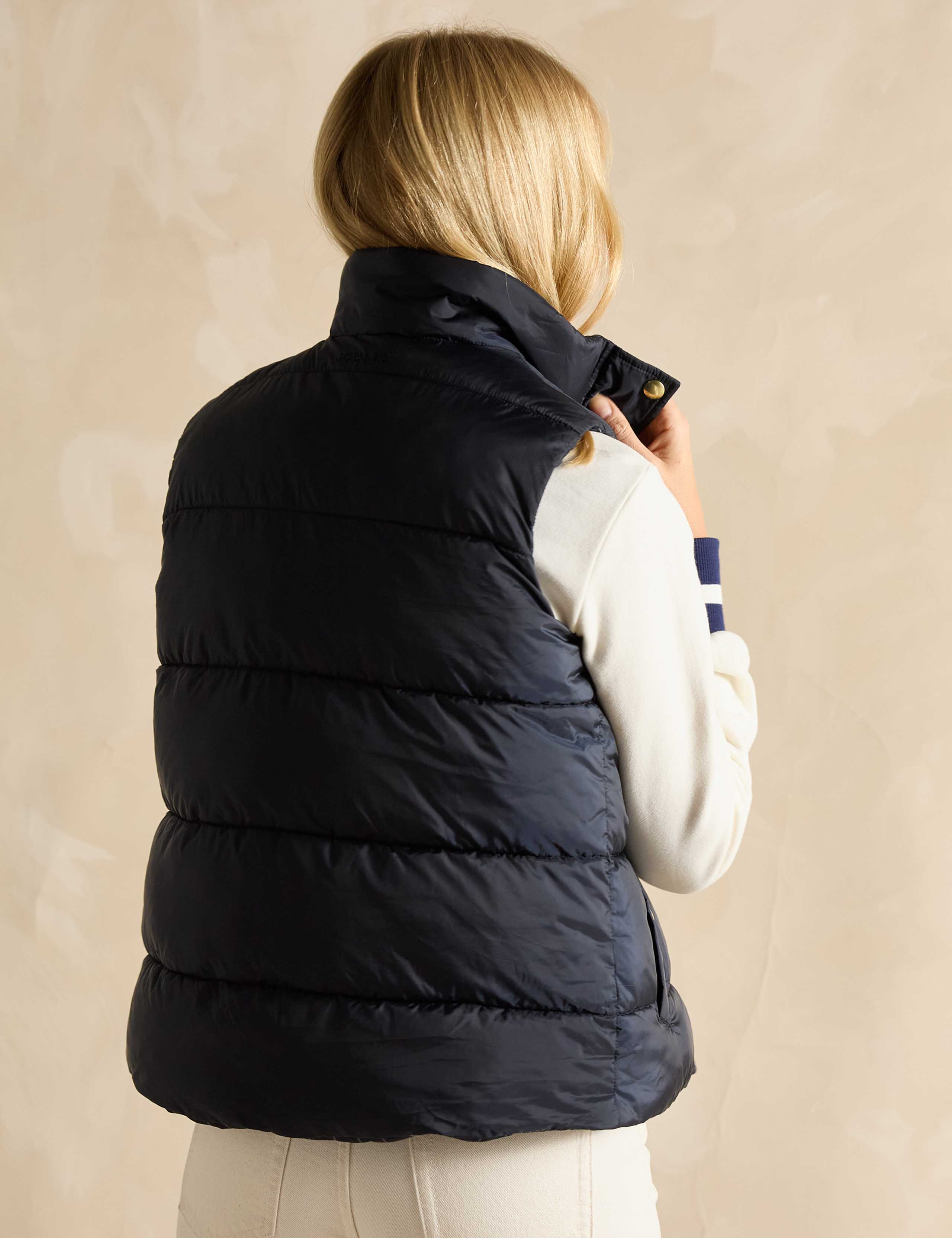 Showerproof Reversible Funnel Neck Gilet 5 of 8