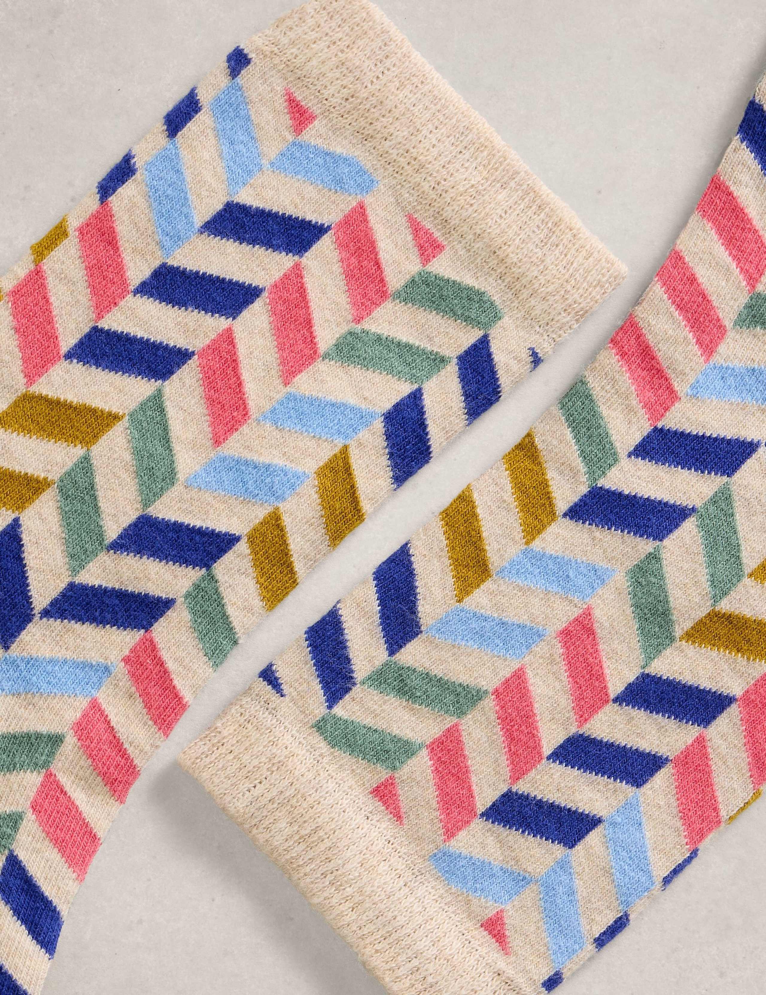 Cotton Rich Geometric Ankle High Socks 2 of 2