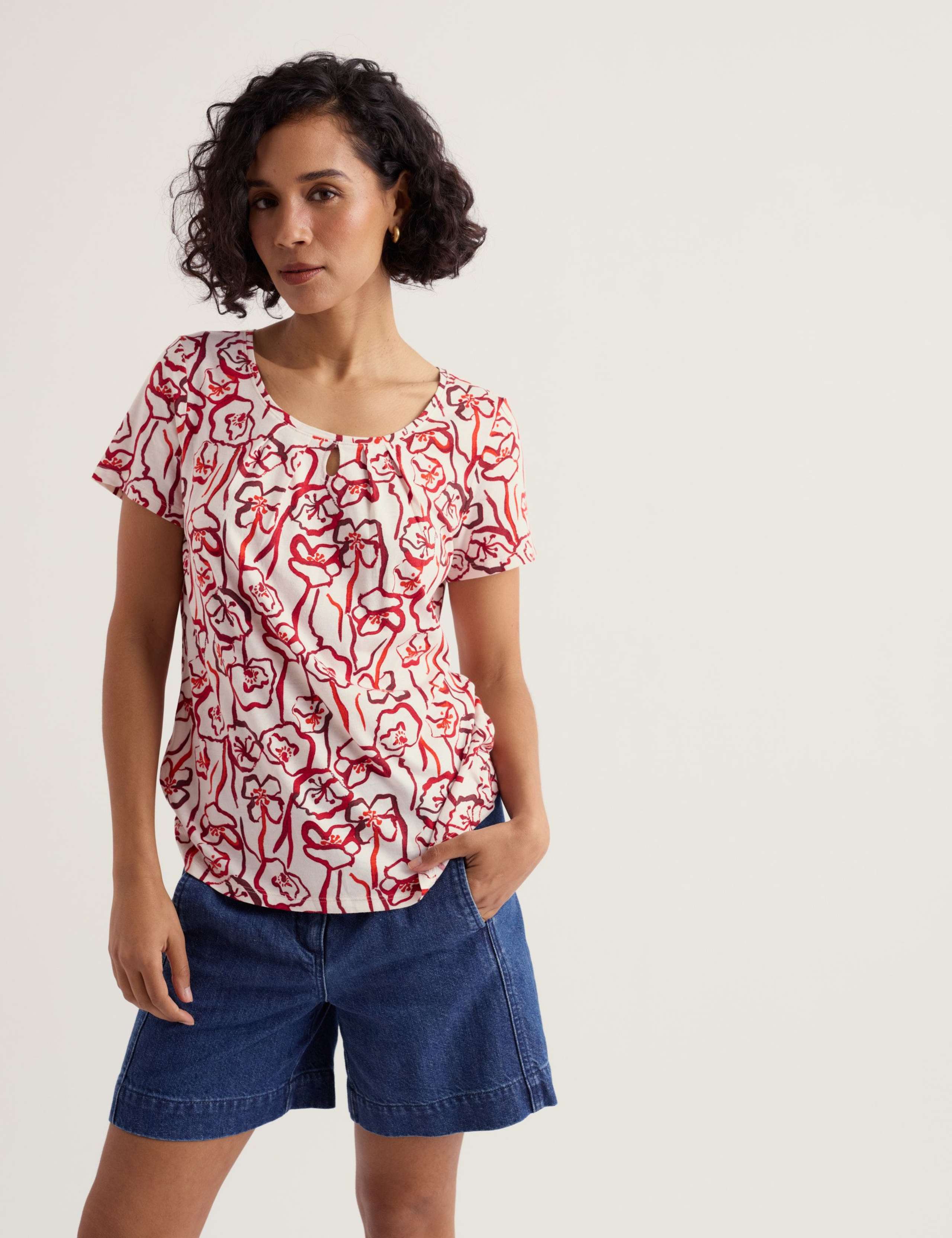 Cotton Blend Floral Pintuck Keyhole T-Shirt 3 of 5