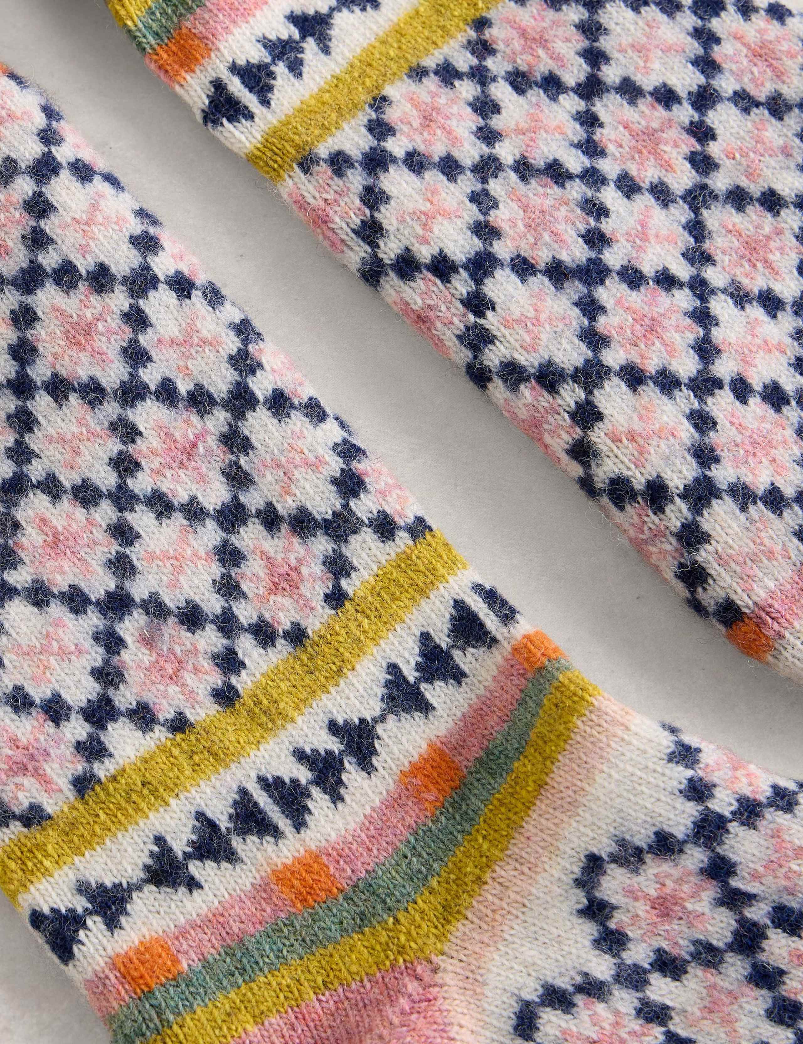 Wool Rich Star Fair Isle Ankle Socks 2 of 2