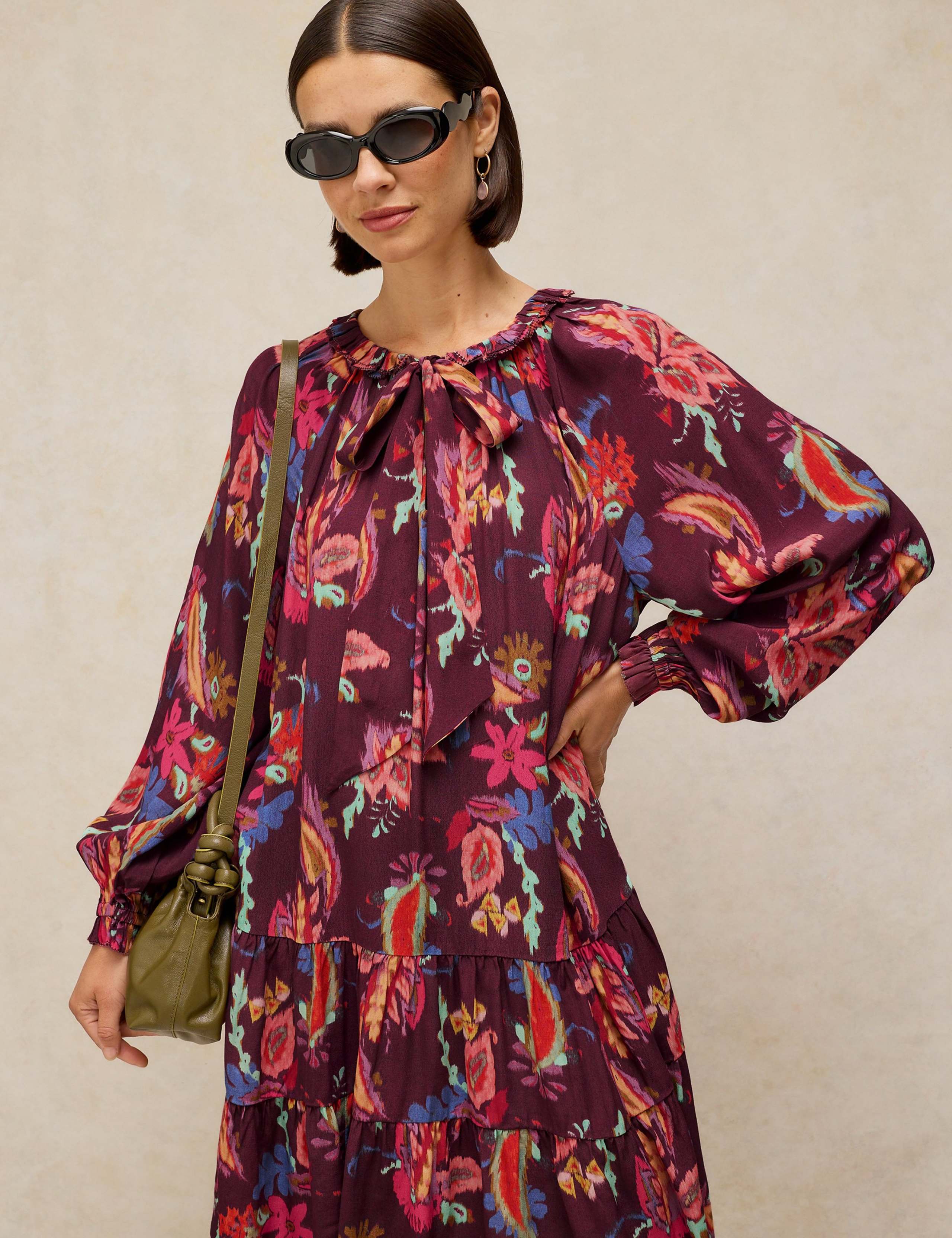 Printed Notch Neck Knee Length Dress 4 of 6