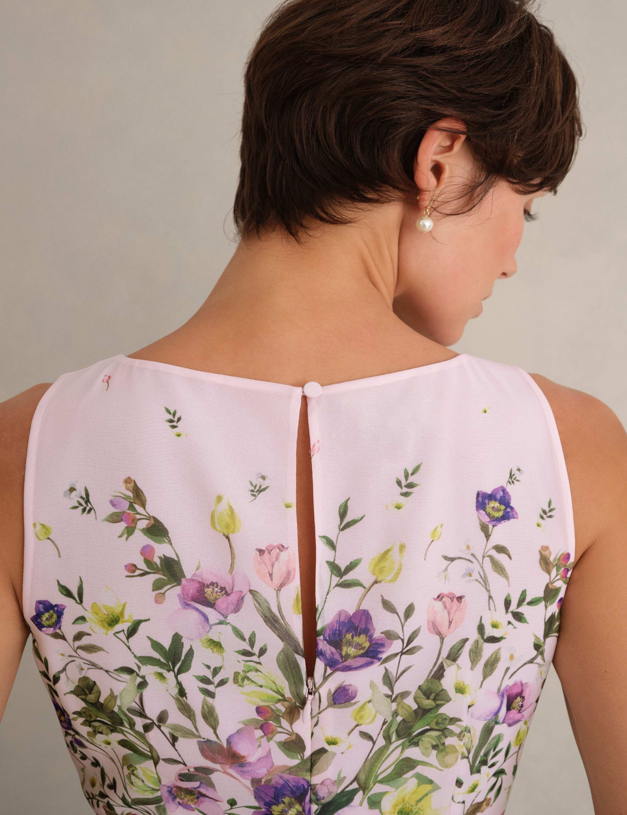 Floral Round Neck Knee Length Skater Dress 5 of 6