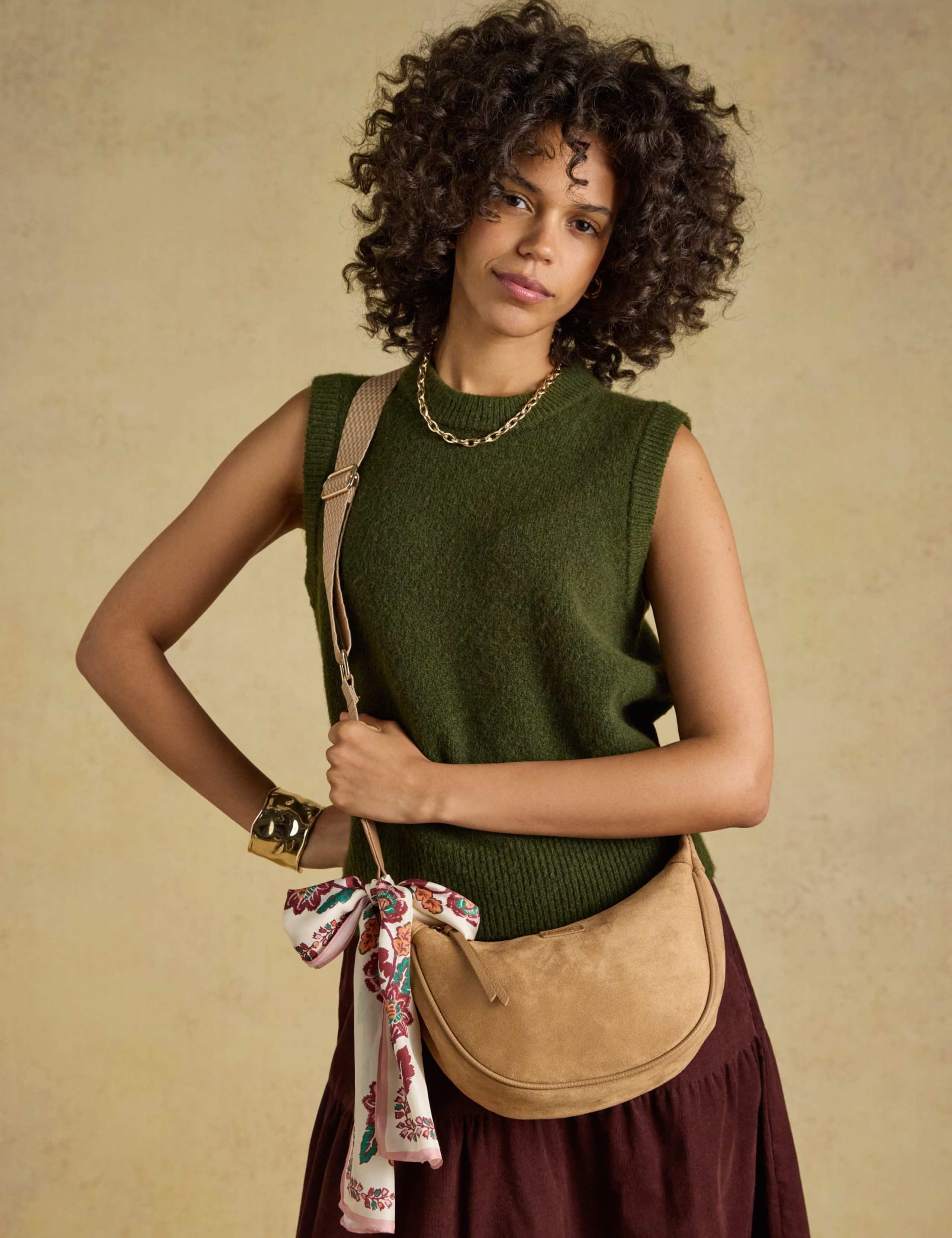 Half Moon Adjustable Strap Cross Body Bag 2 of 10