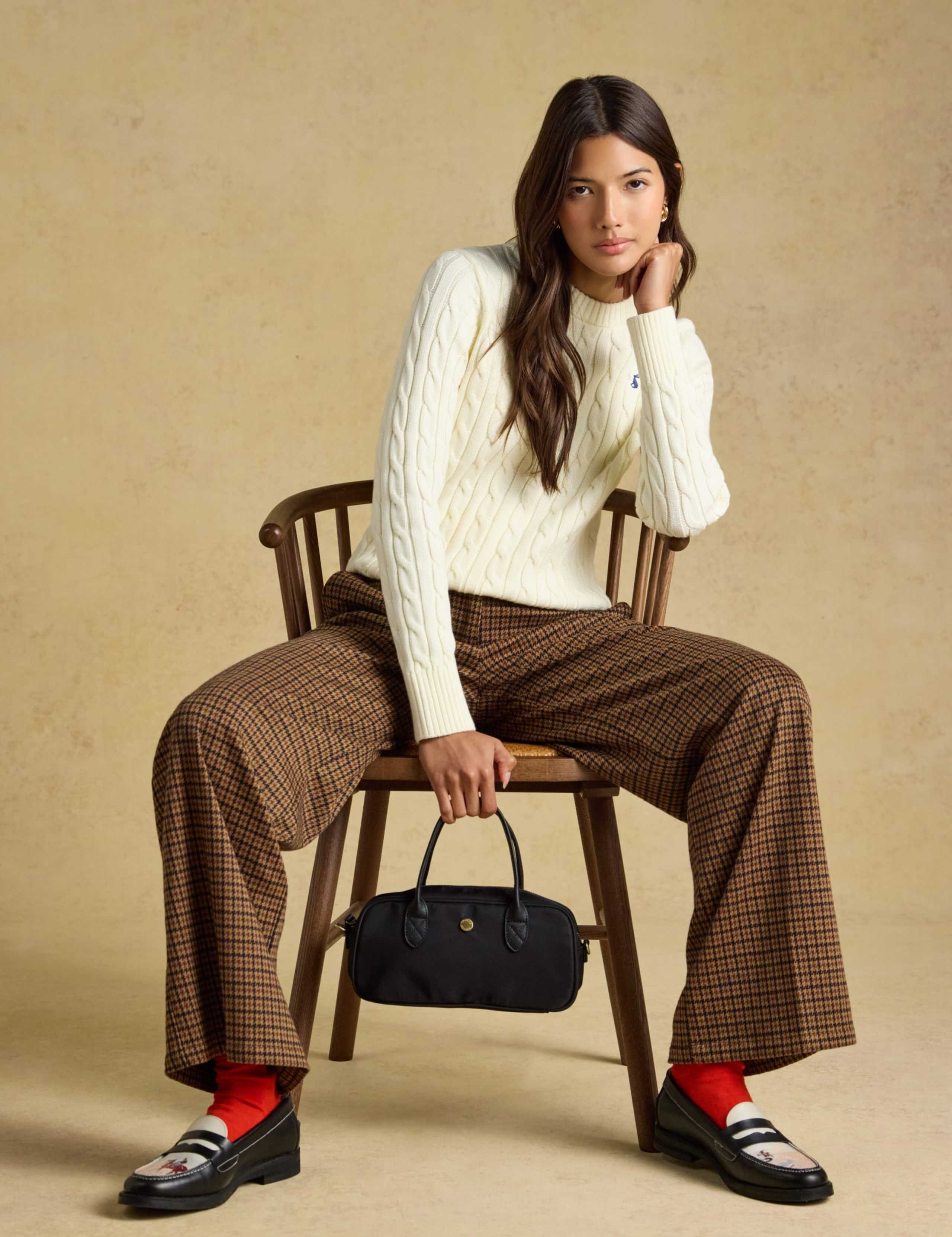 East West Structured Cross Body Bag 2 of 8