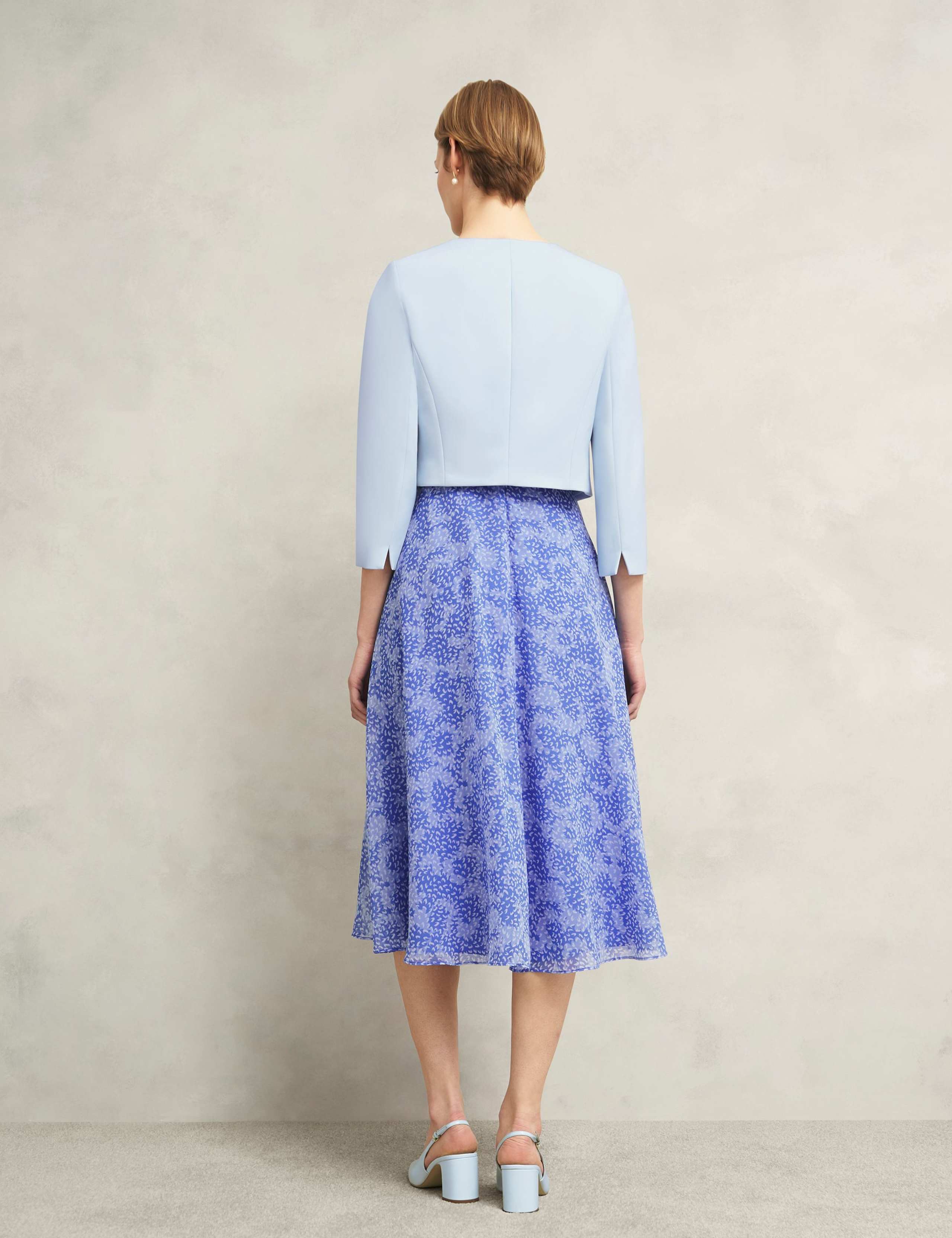 Collarless Cropped Jacket 4 of 6