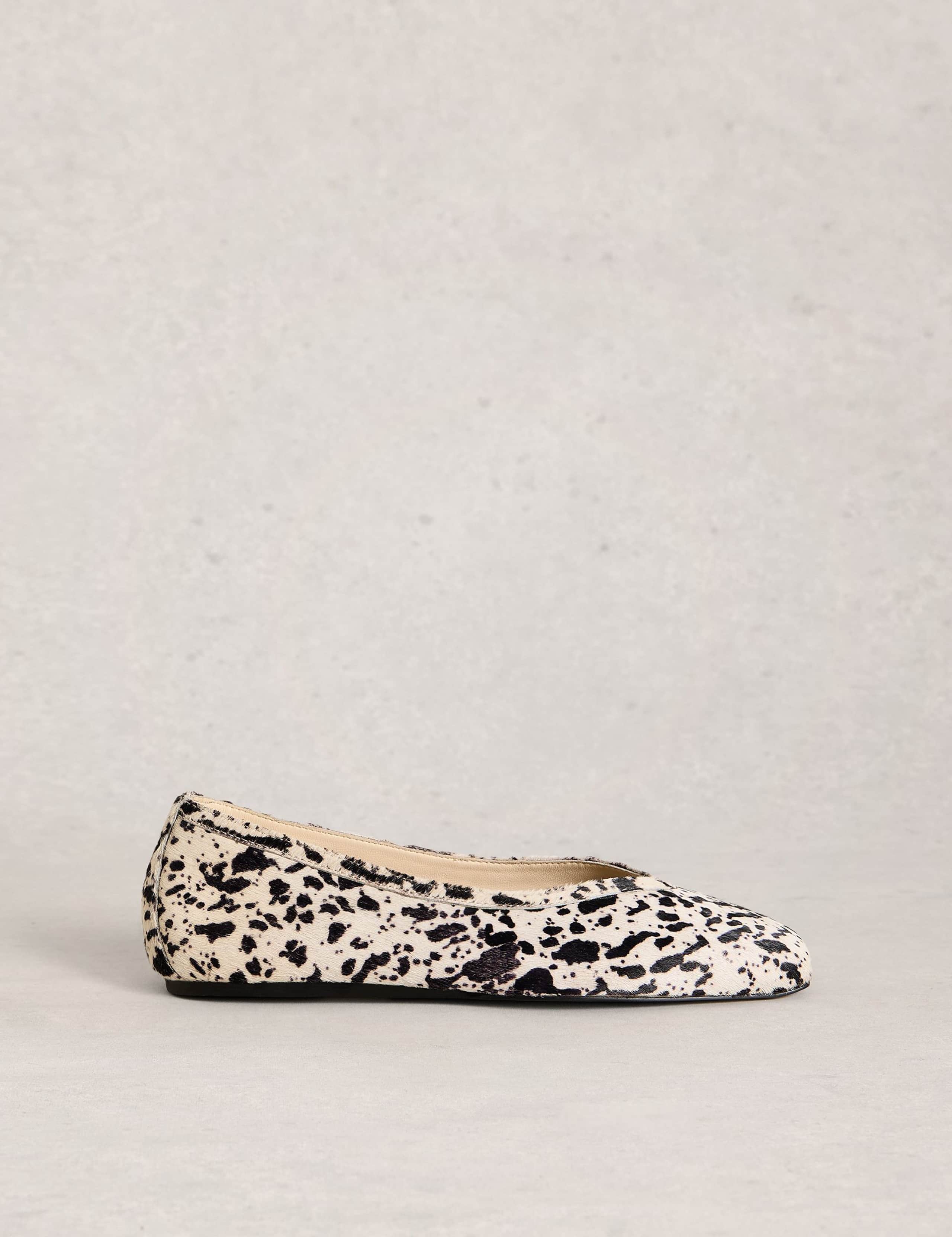 Leopard Print Slip On Flat Ballet Pumps 1 of 4
