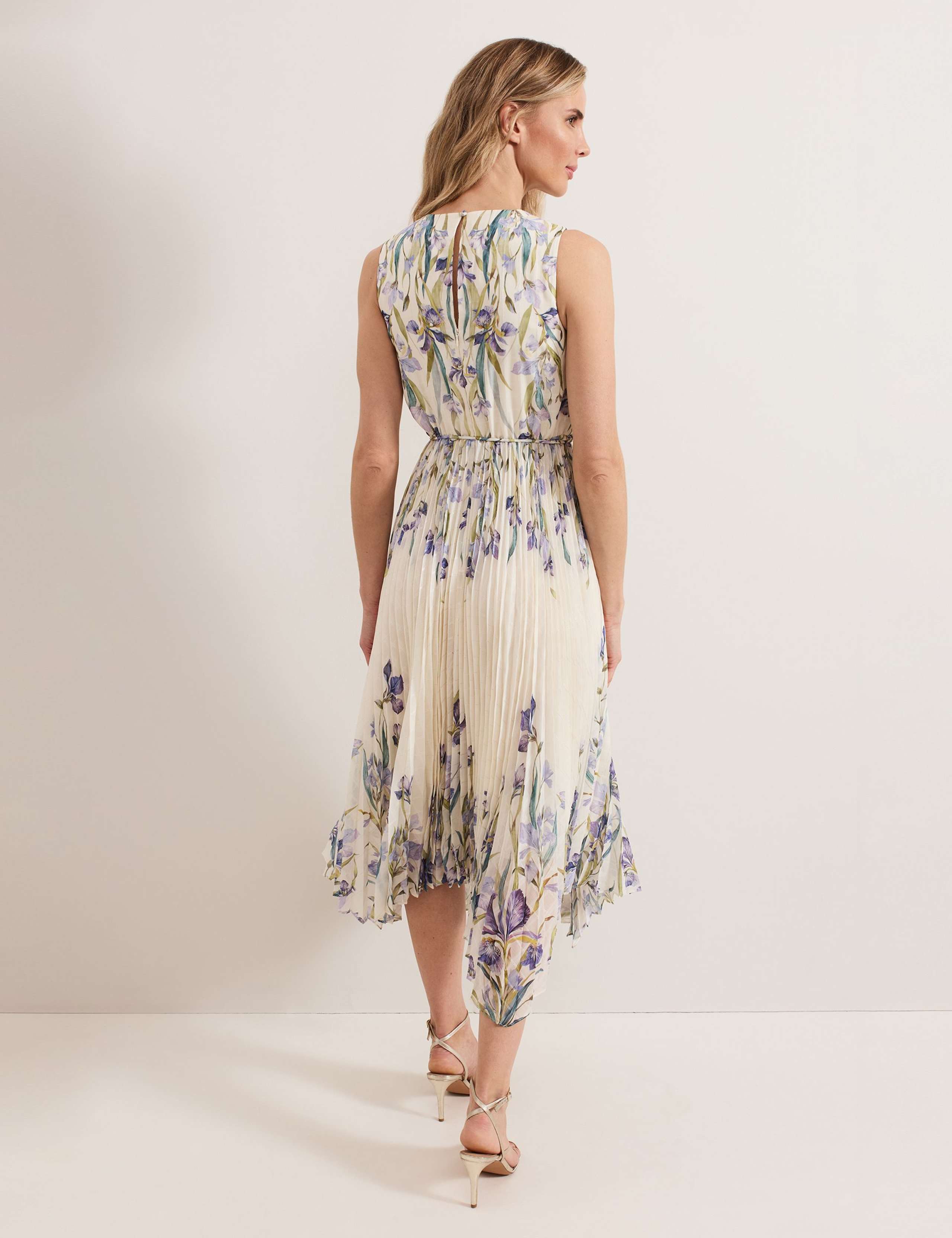 Floral Belted Pleated Midi Skater Dress 7 of 8