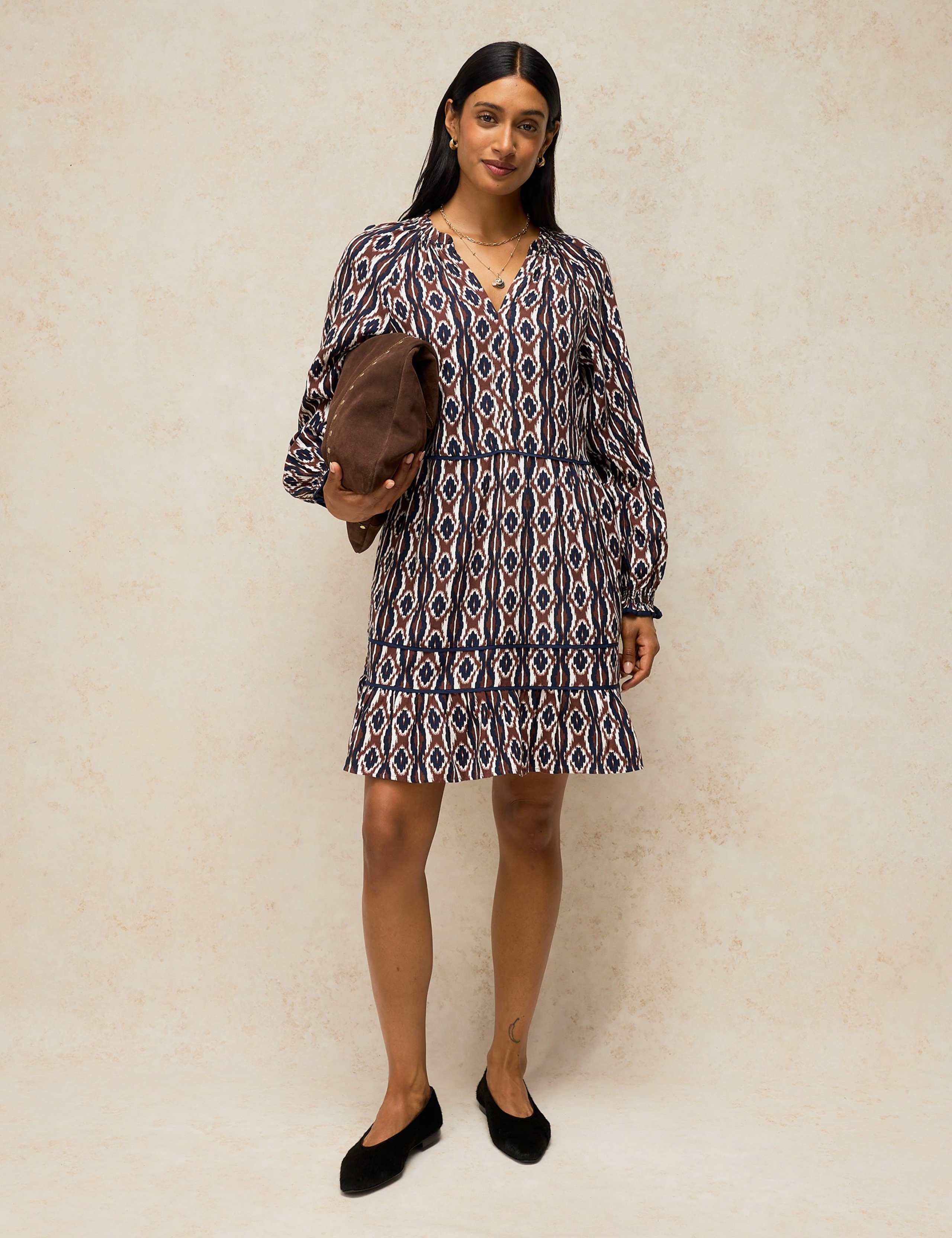 Printed Notch Neck Knee Length Swing Dress 3 of 7