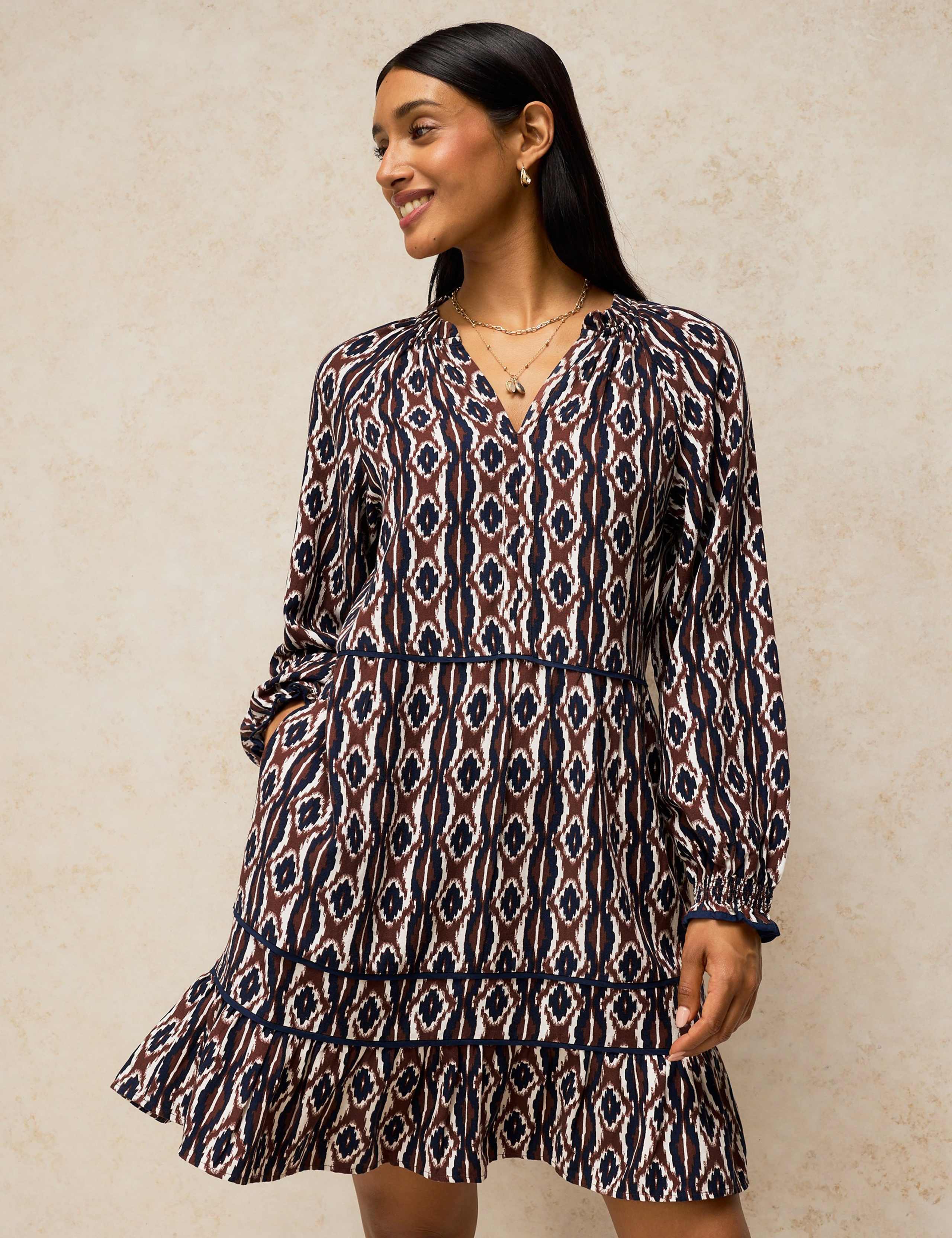 Printed Notch Neck Knee Length Swing Dress 5 of 7