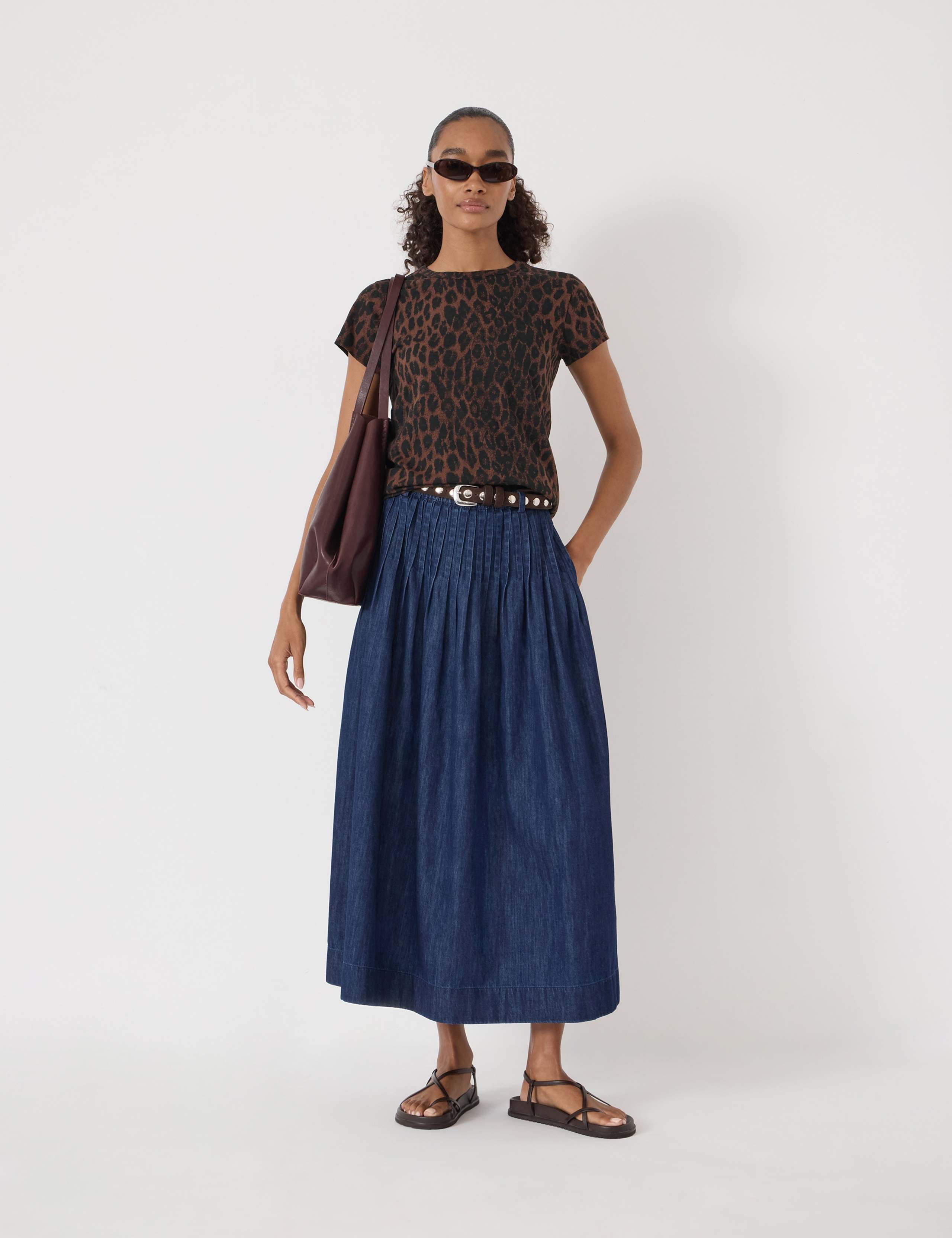 Pure Cotton Leopard Print Slim Fit Top 5 of 5