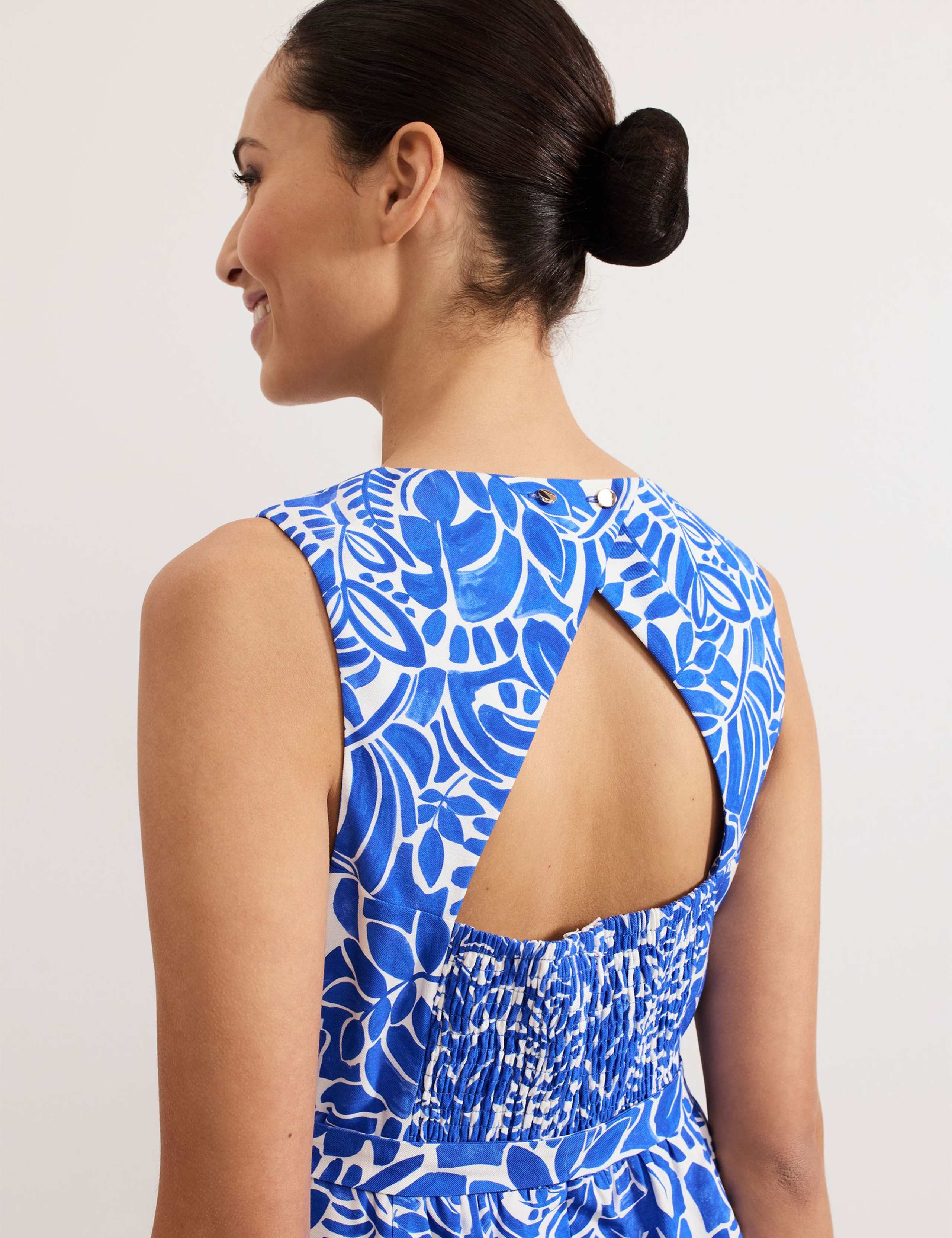 Printed Sleeveless Wide Leg Jumpsuit 3 of 8