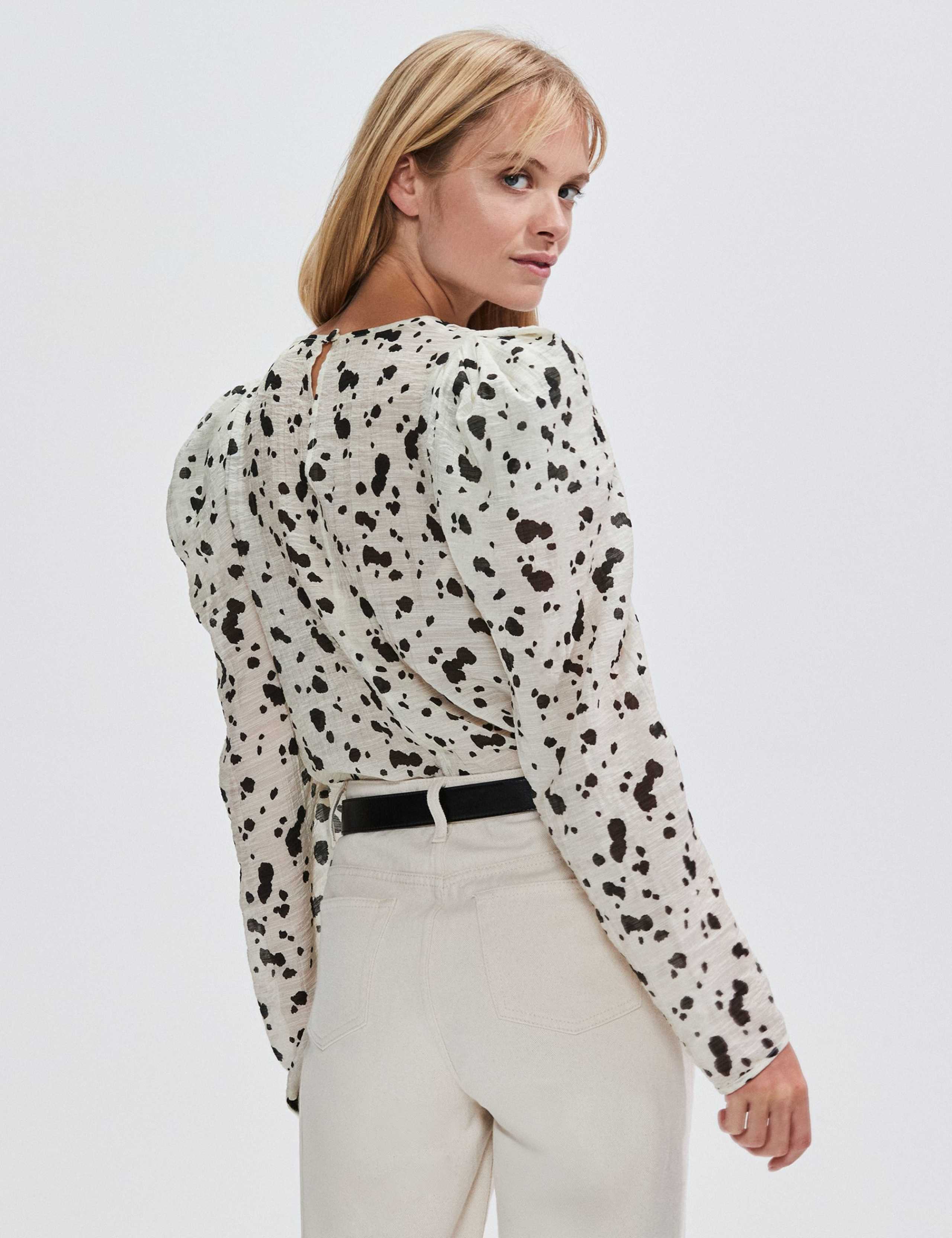 Dalmatian Print Puff Sleeve Blouse 3 of 5