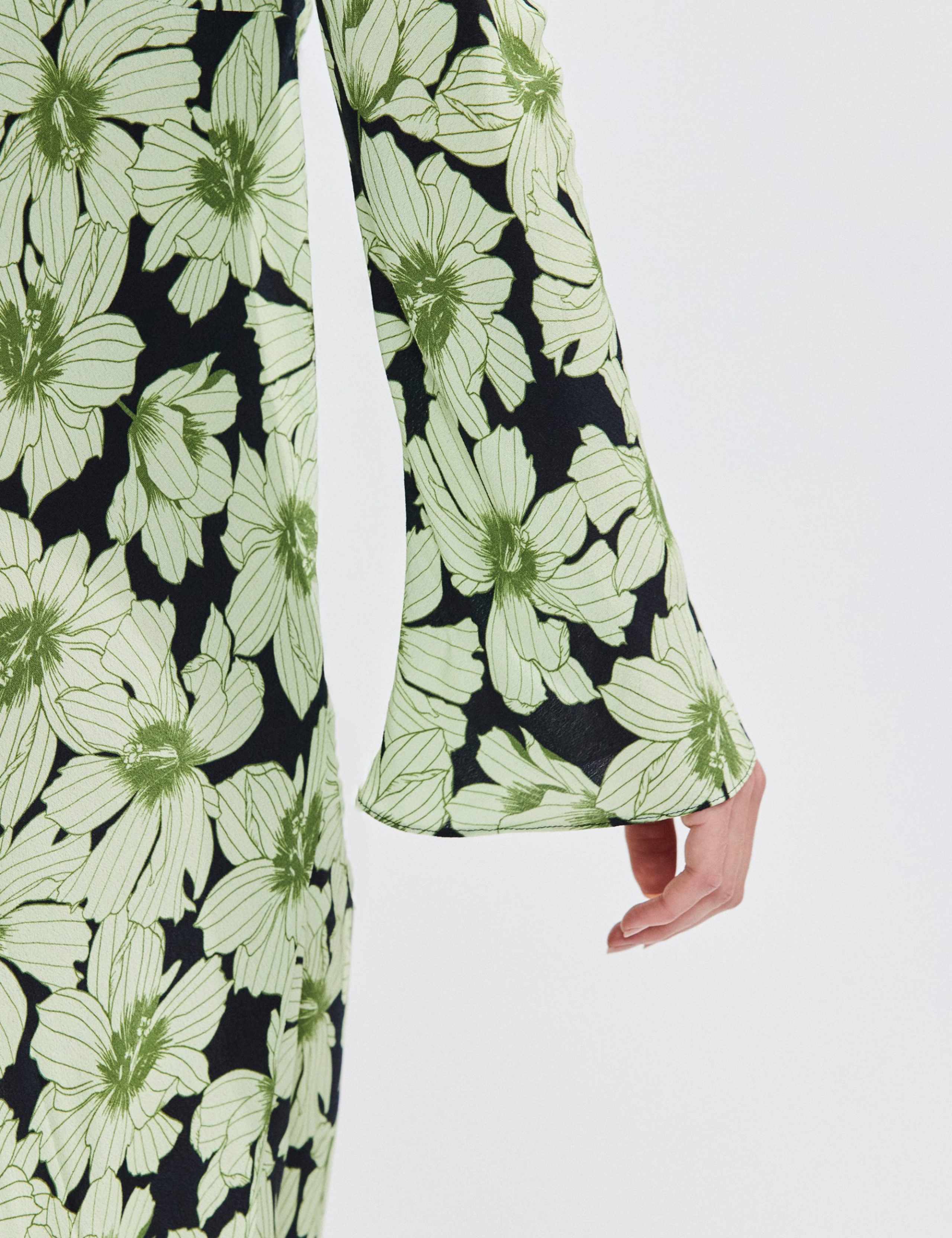 Floral Flute Sleeve Midaxi Tea Dress 4 of 4