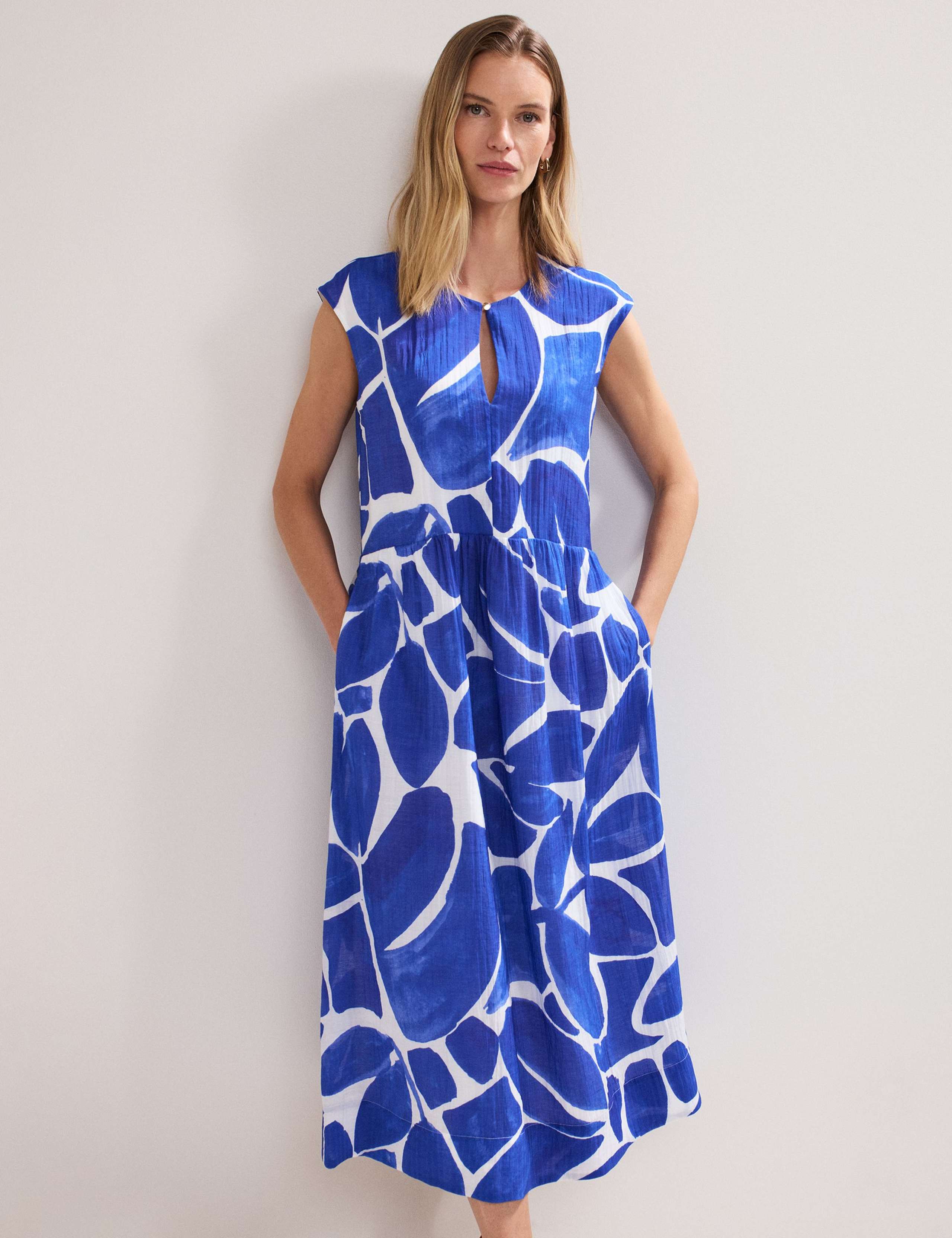Printed Round Neck Midaxi Waisted Dress 5 of 8