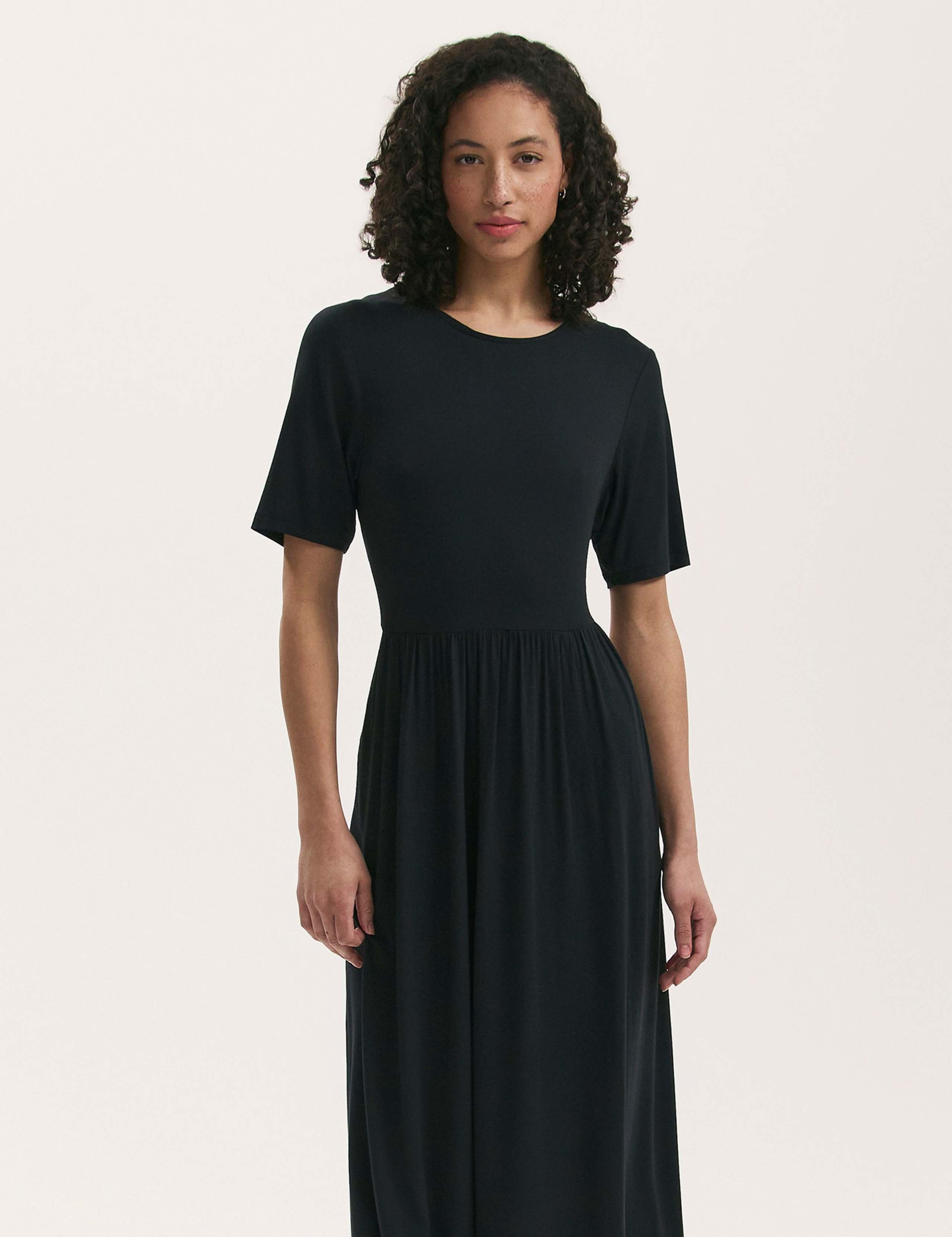 Jersey Round Neck Midi T-Shirt Skater Dress 3 of 4