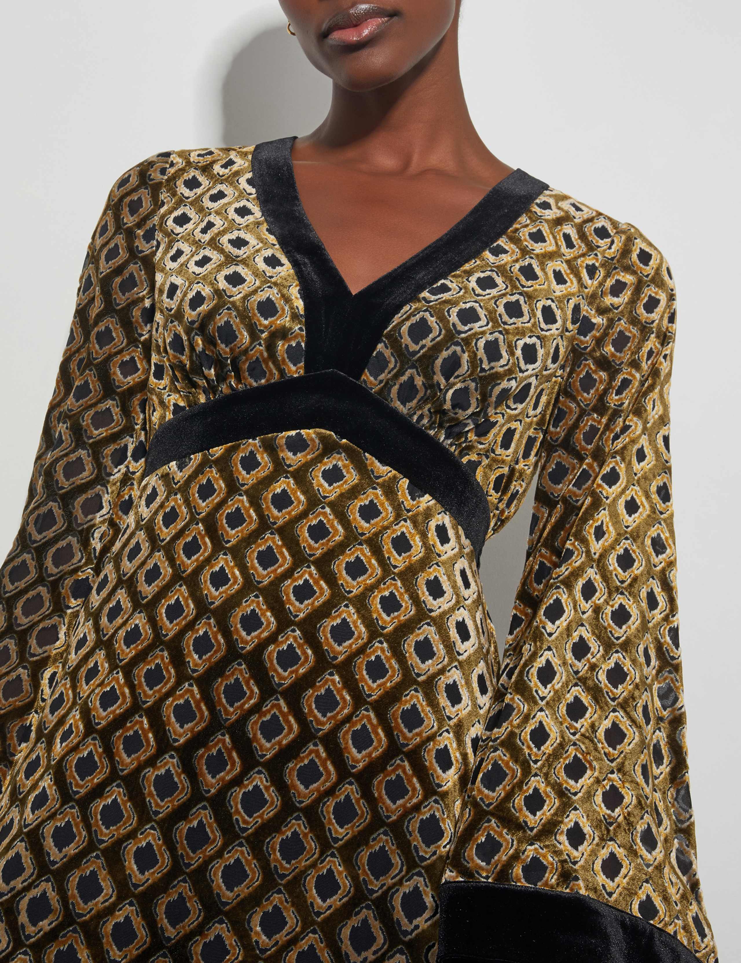 Jacquard Printed V-Neck Midi Tea Dress 3 of 4