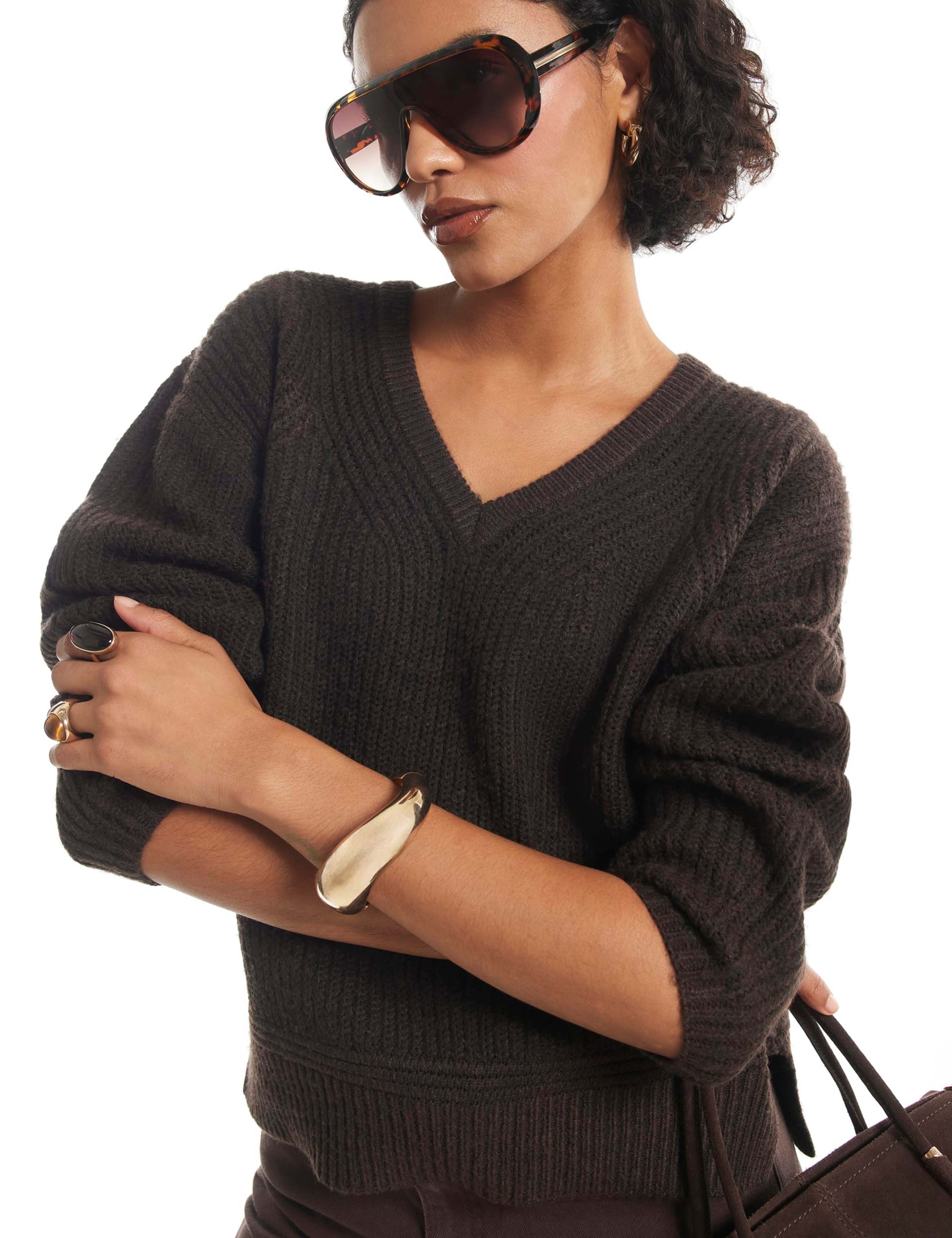Ribbed V Neck Jumper 6 of 6