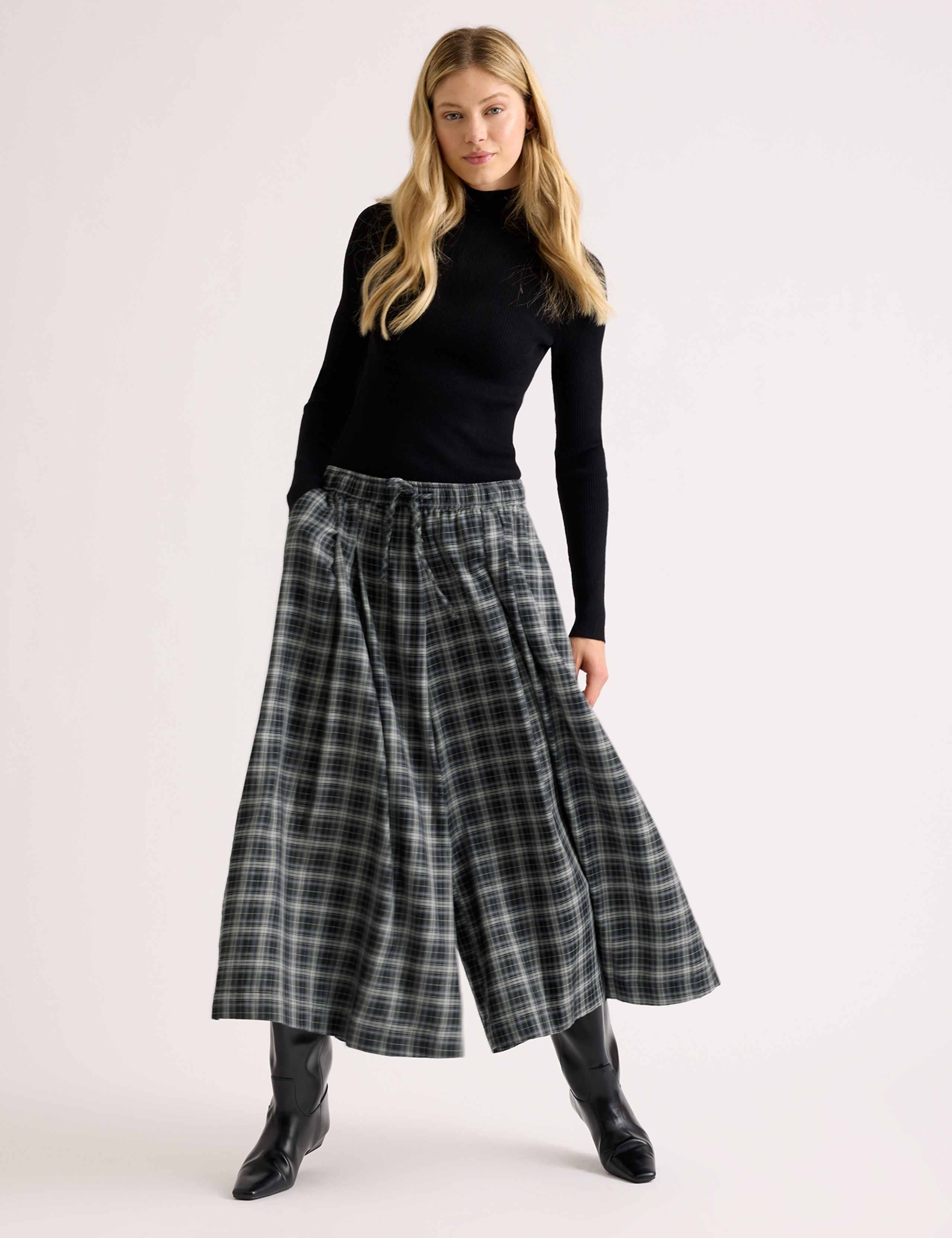 Checked Wide Leg Culottes 1 of 4