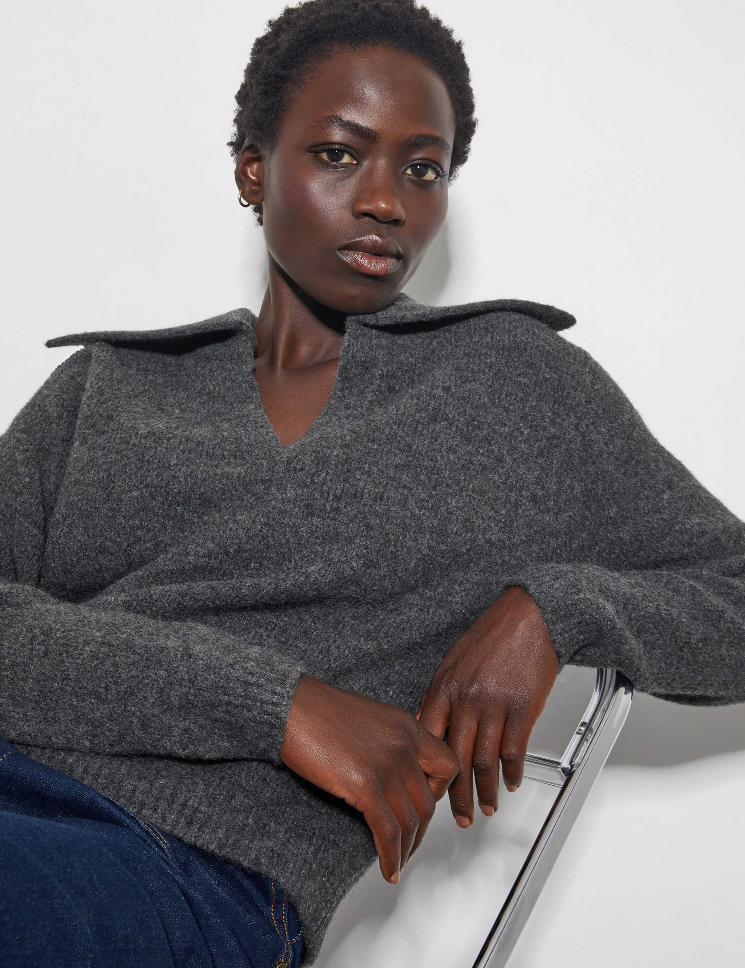 Collared V-Neck Jumper with Wool 5 of 5