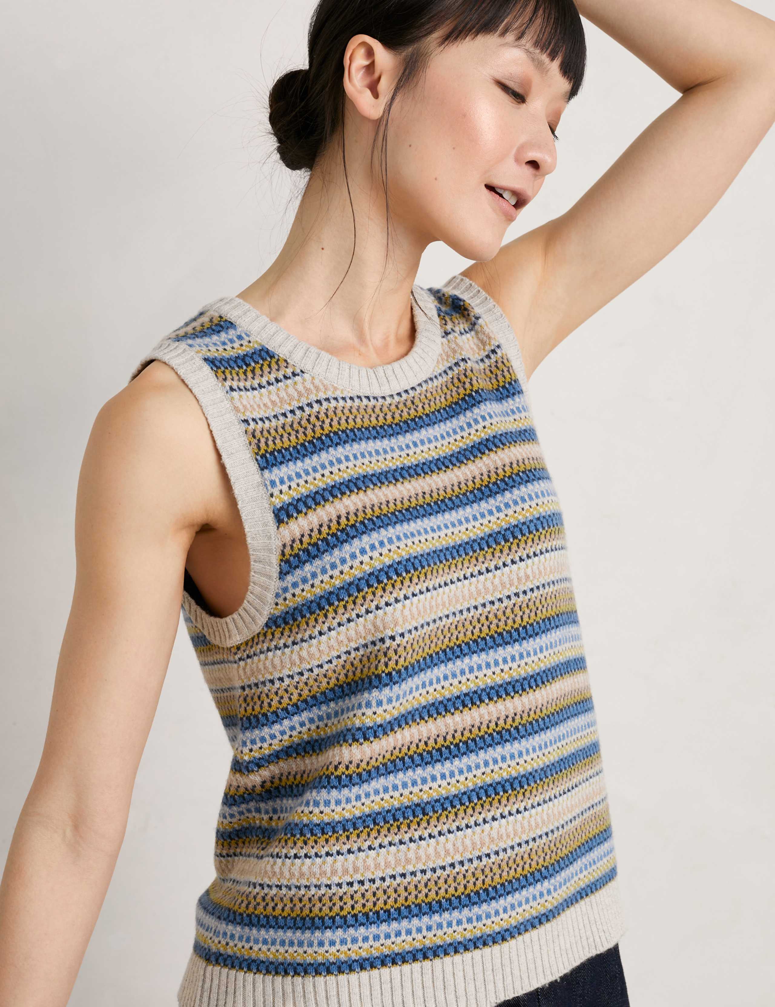 Fair Isle Round Neck Knitted Top with Wool 4 of 8