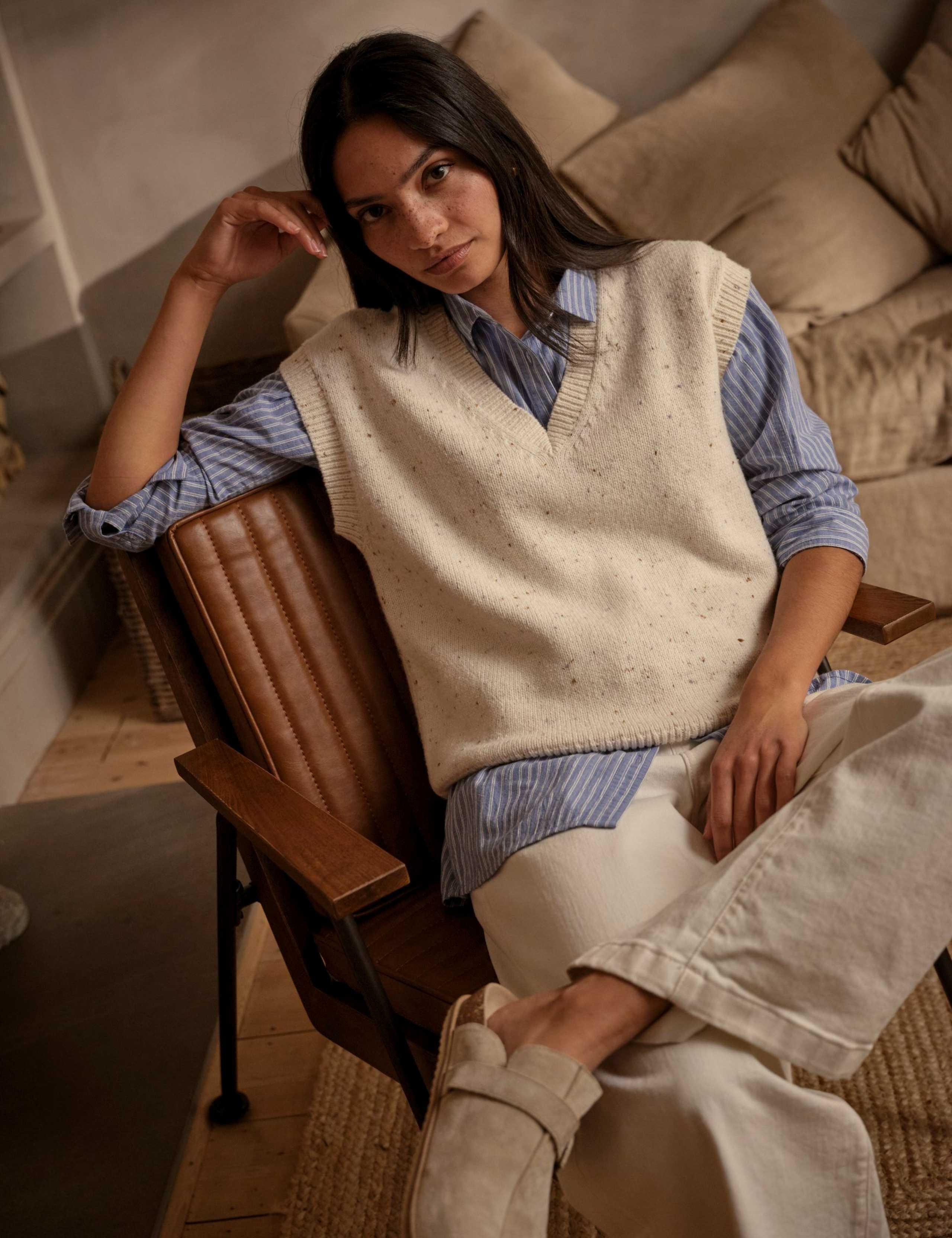 Cotton Rich Knitted Vest with Wool 7 of 7