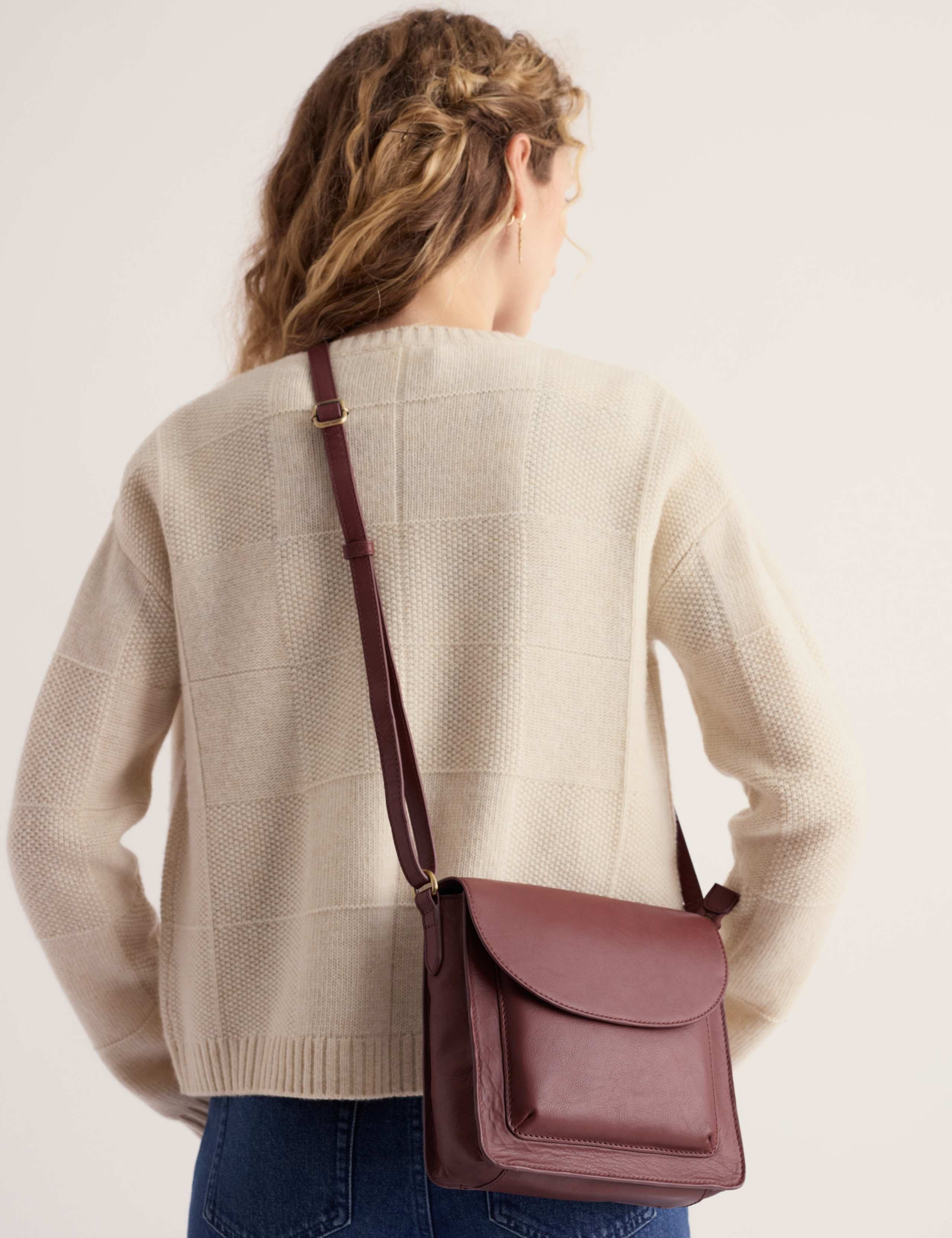 Leather Cross Body Bag 7 of 7