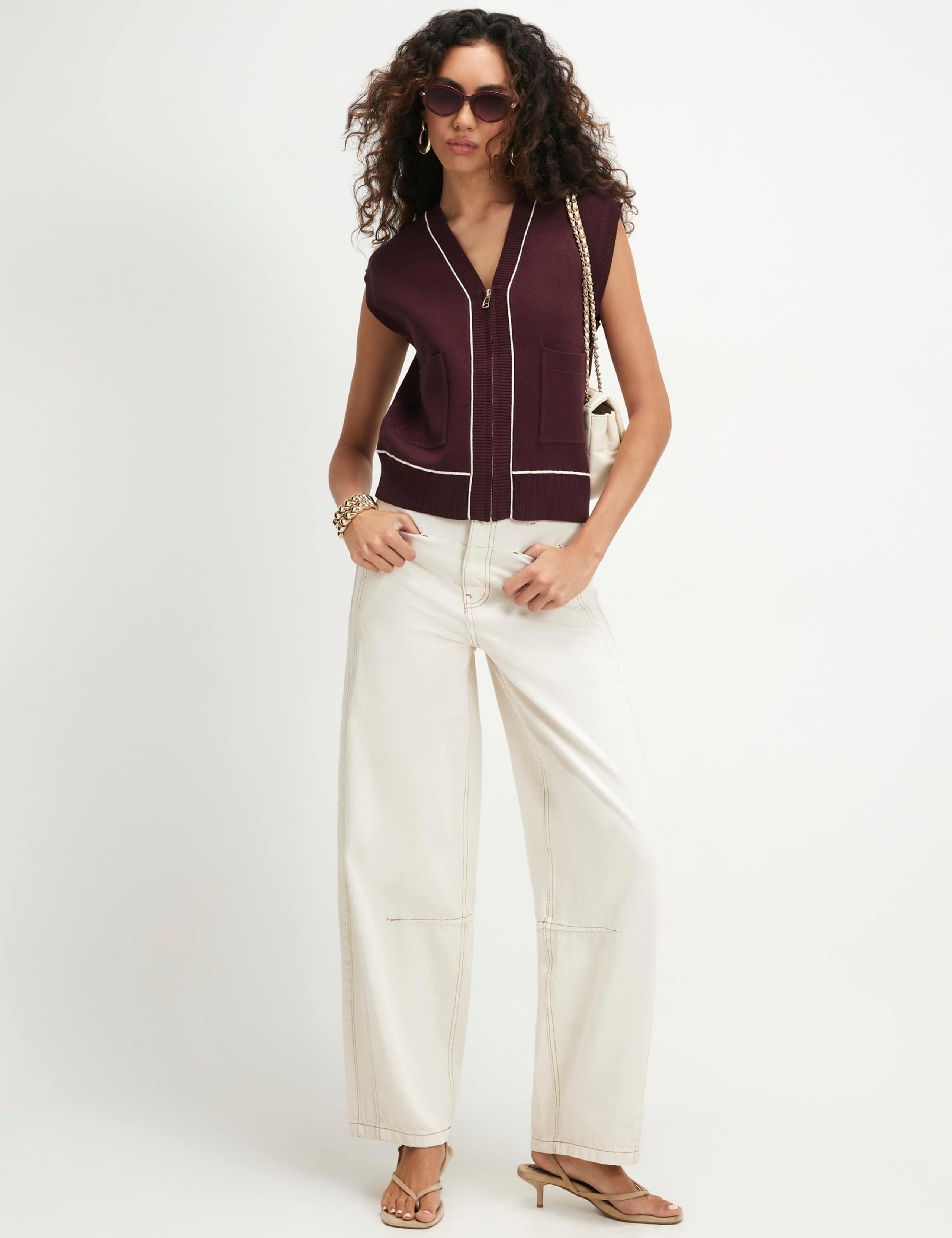 V-Neck Cardigan 3 of 5