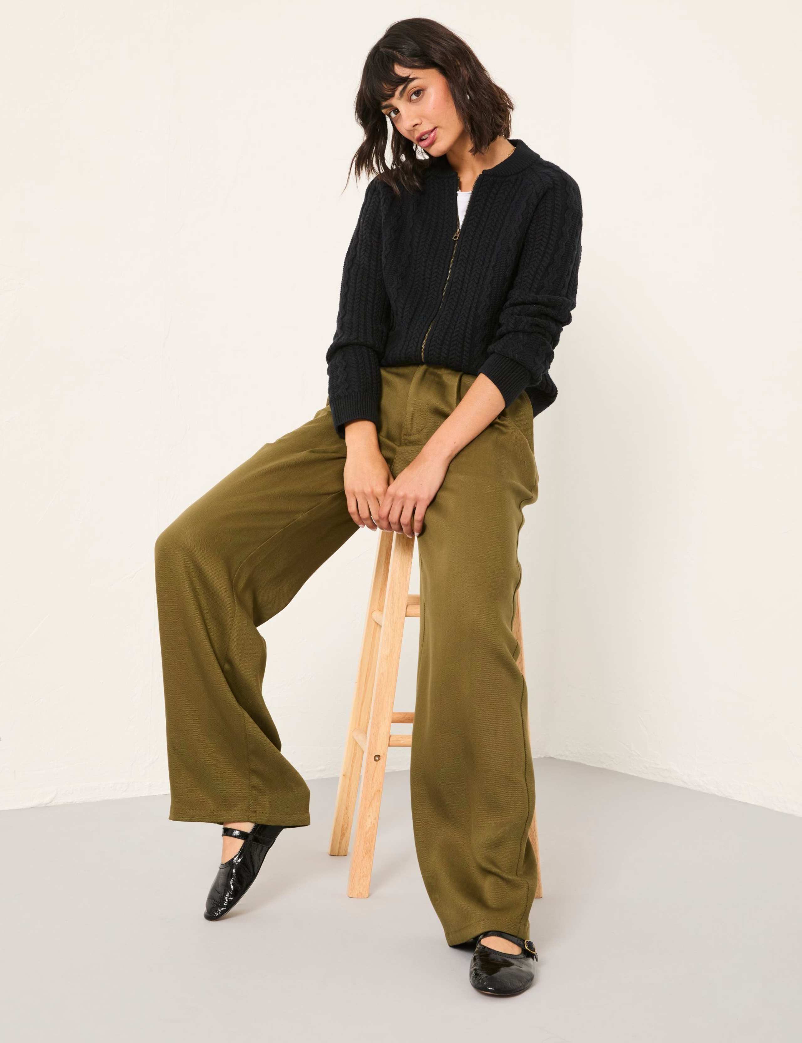 Pleated Wide Leg Trousers 4 of 5