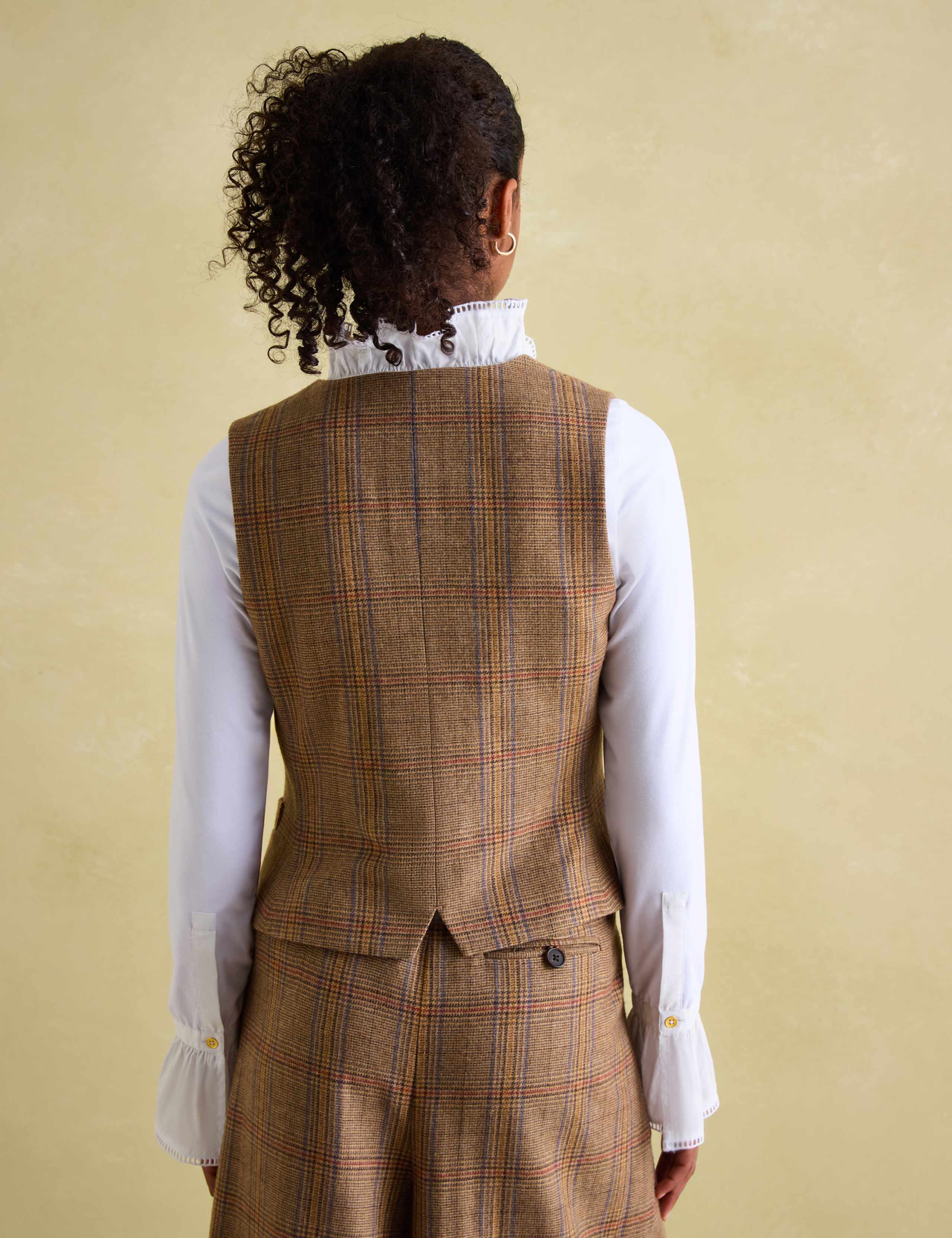Wool Rich Tweed Single Breasted Waistcoat 7 of 8