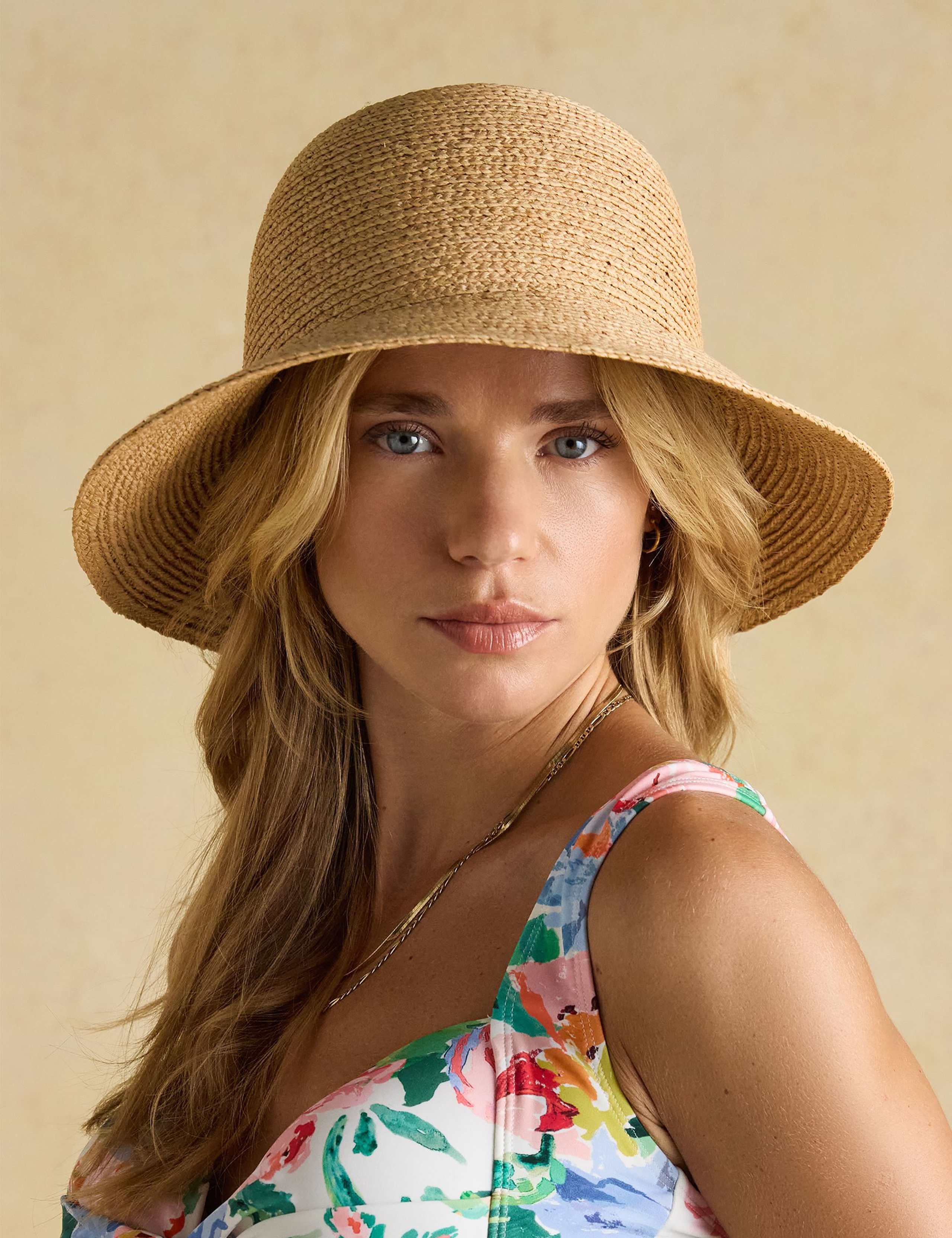 Straw Hat 3 of 6