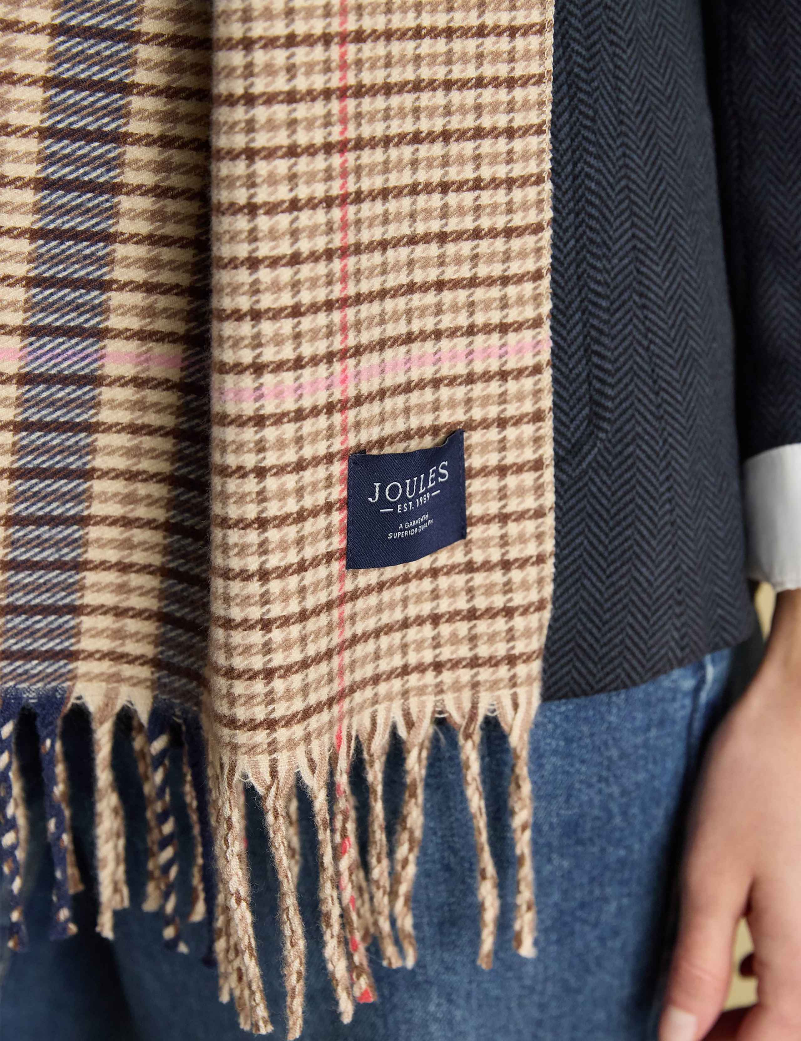 Checked Large Tassel Scarf 7 of 7