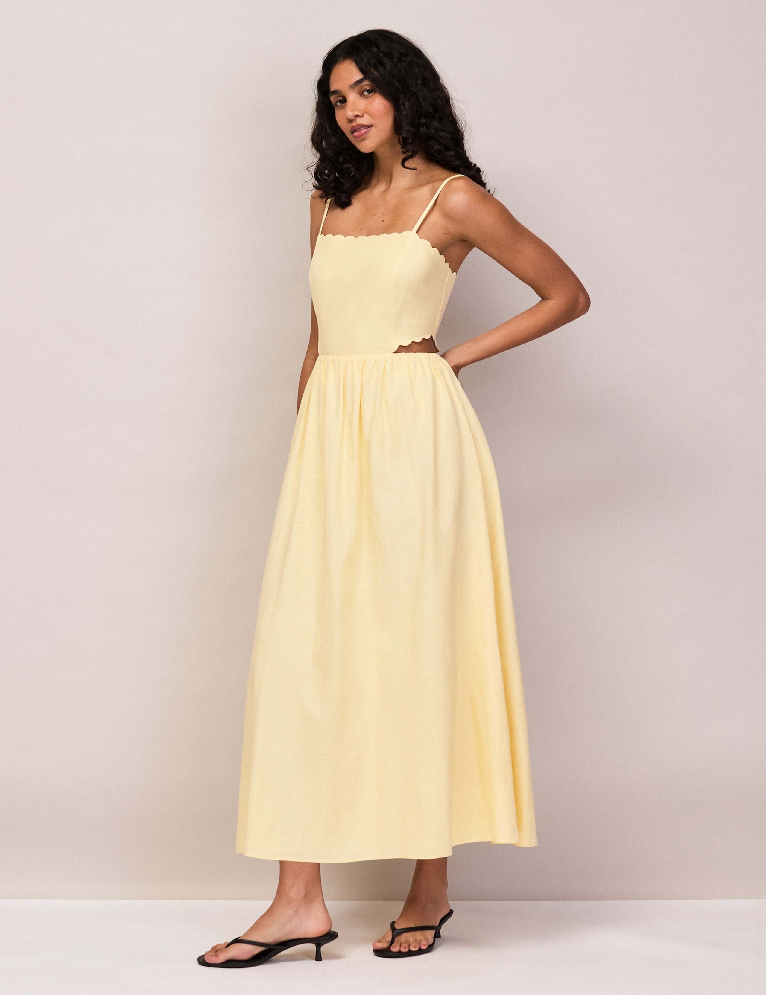 shape cream rib strappy cup detail midaxi dress Vit Shape Cream Rib Strappy Cup Detail Midaxi Dress