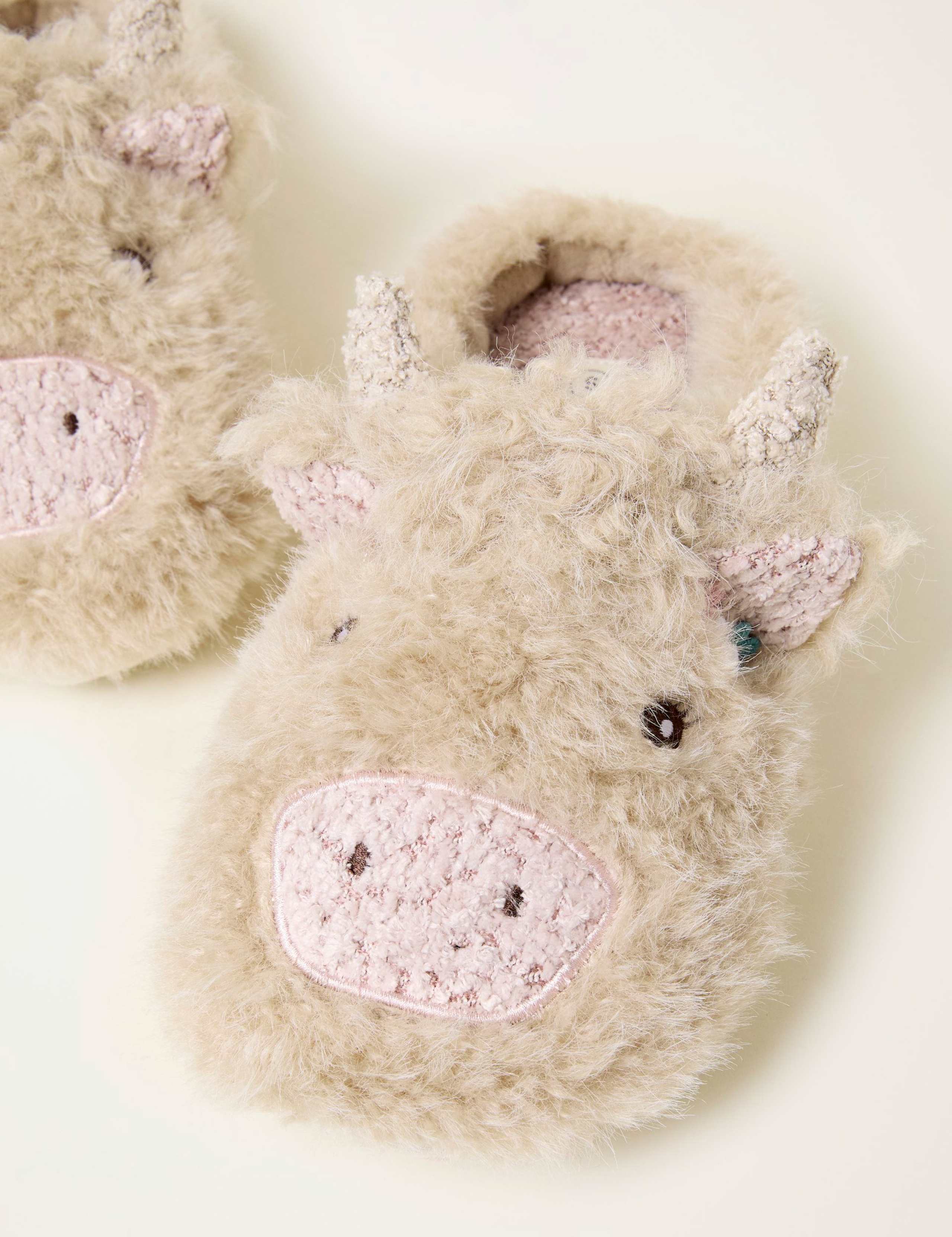 Highland Cow Mule Slippers 3 of 3