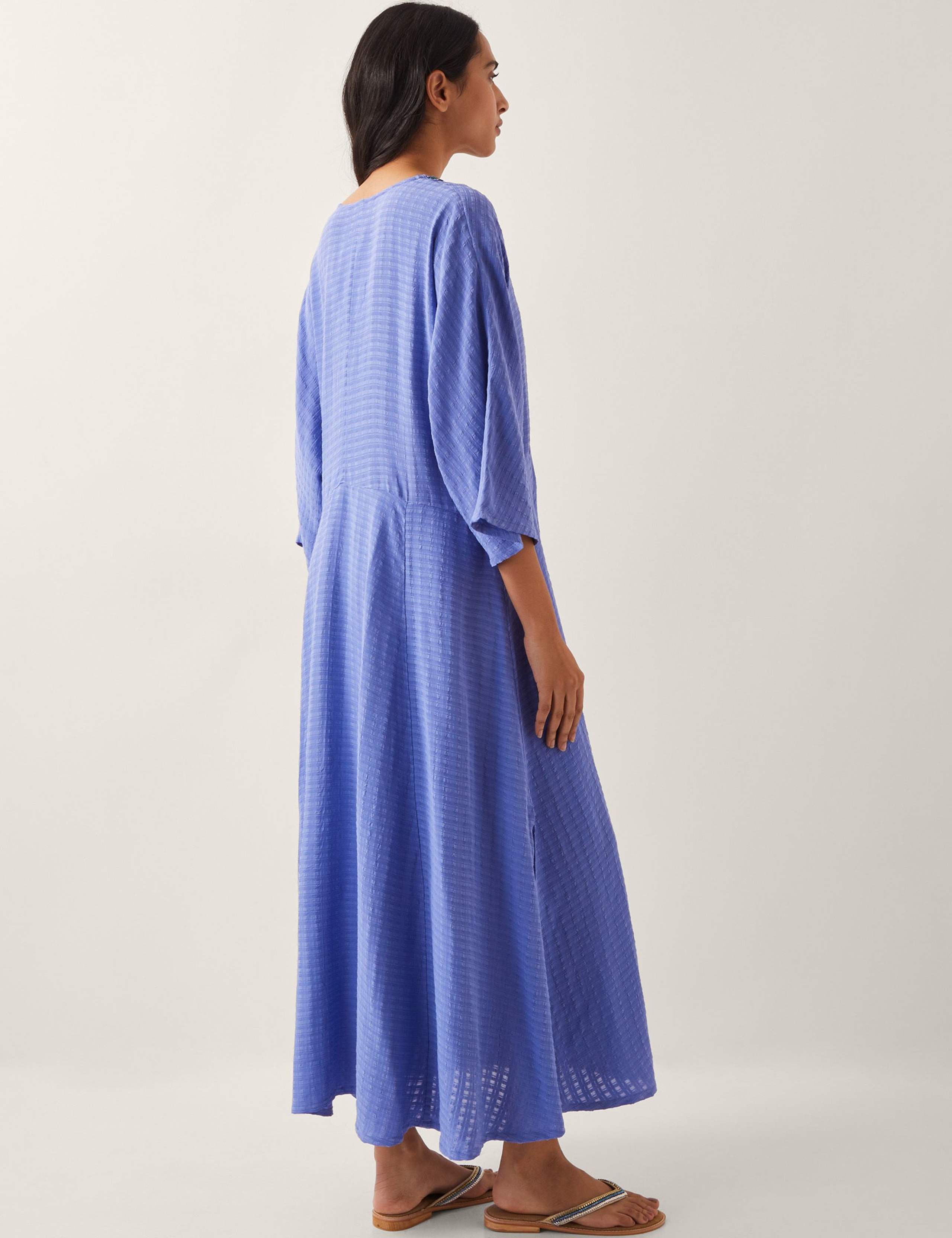Embellished V-Neck Maxi Kaftan 3 of 4