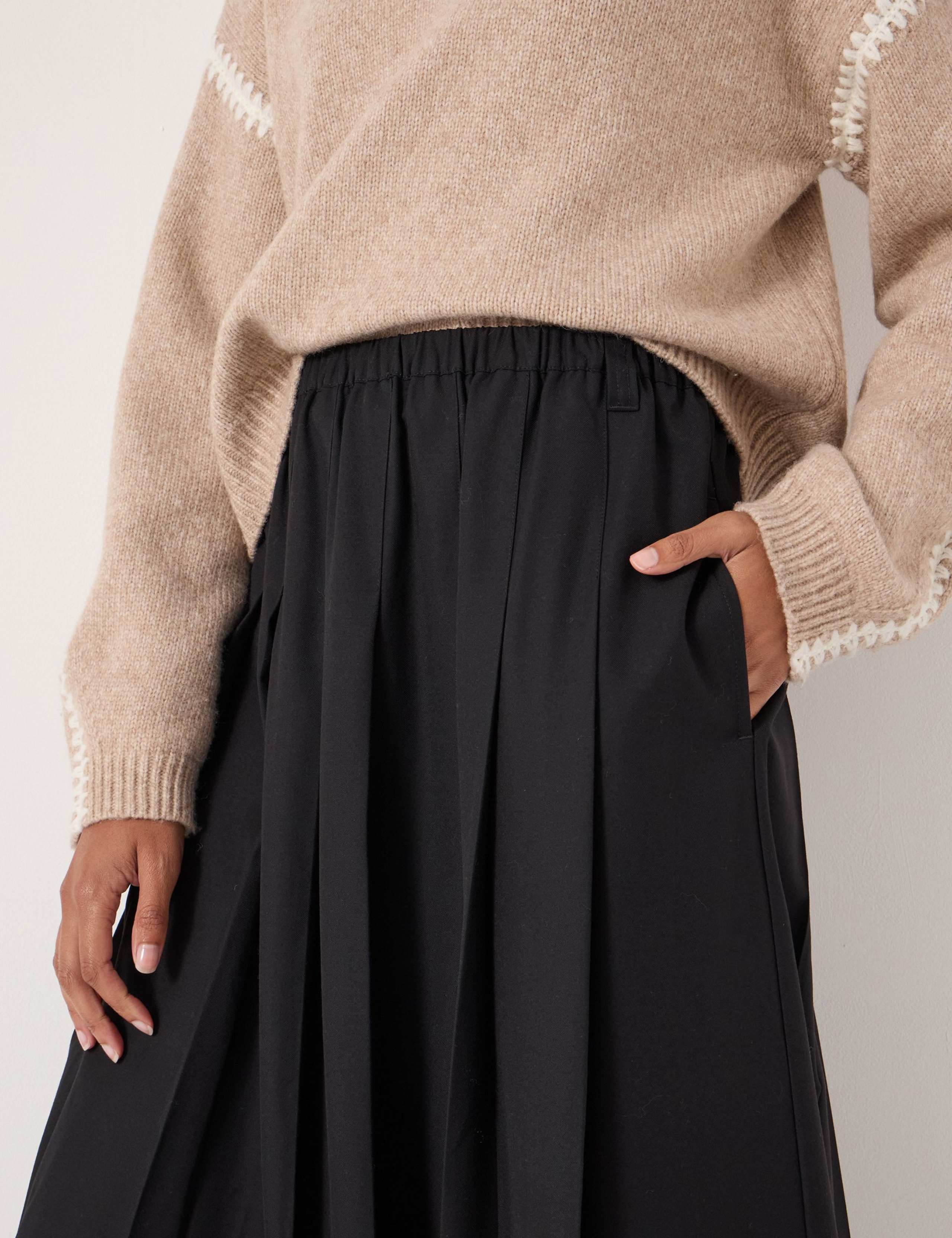 Pleated Midi Skirt with Wool 5 of 5