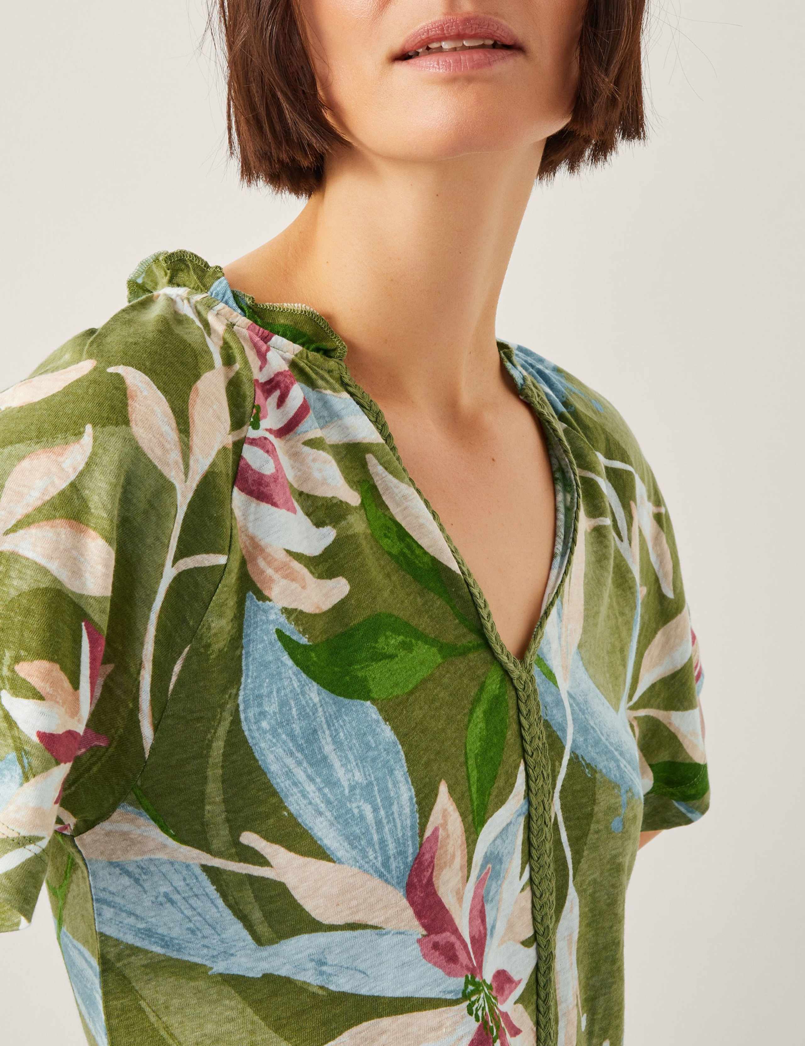 Linen Rich Floral V-Neck Top 3 of 4