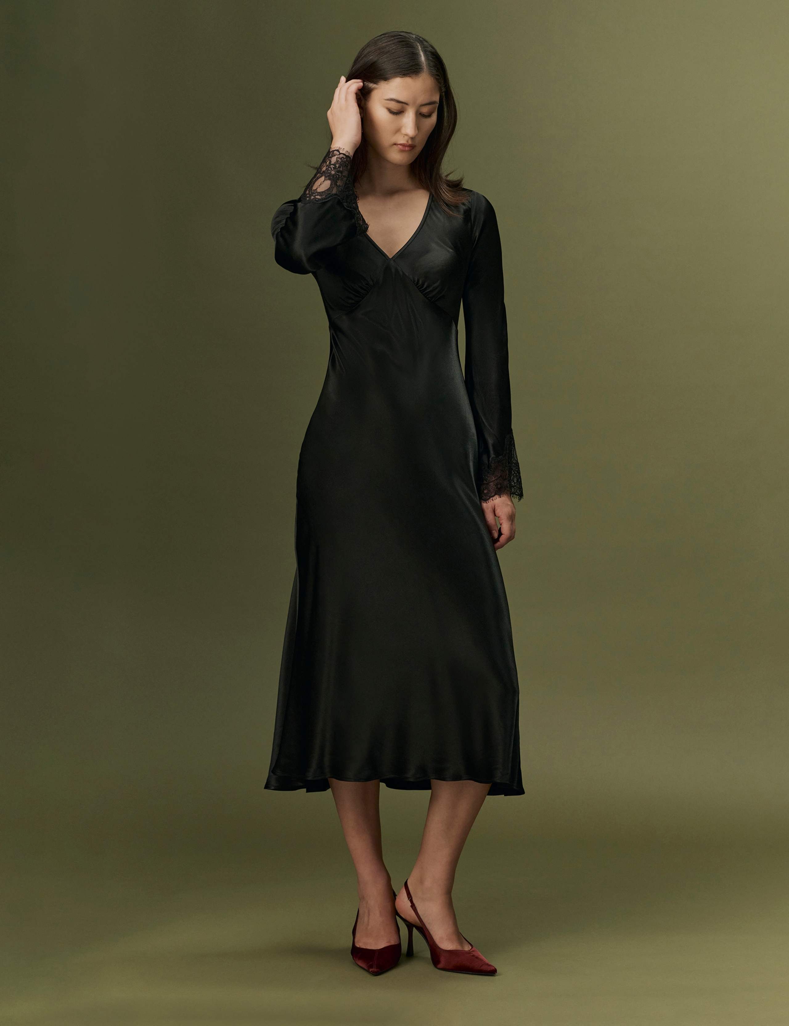 Satin V-Neck Lace Insert Midi Dress 8 of 9