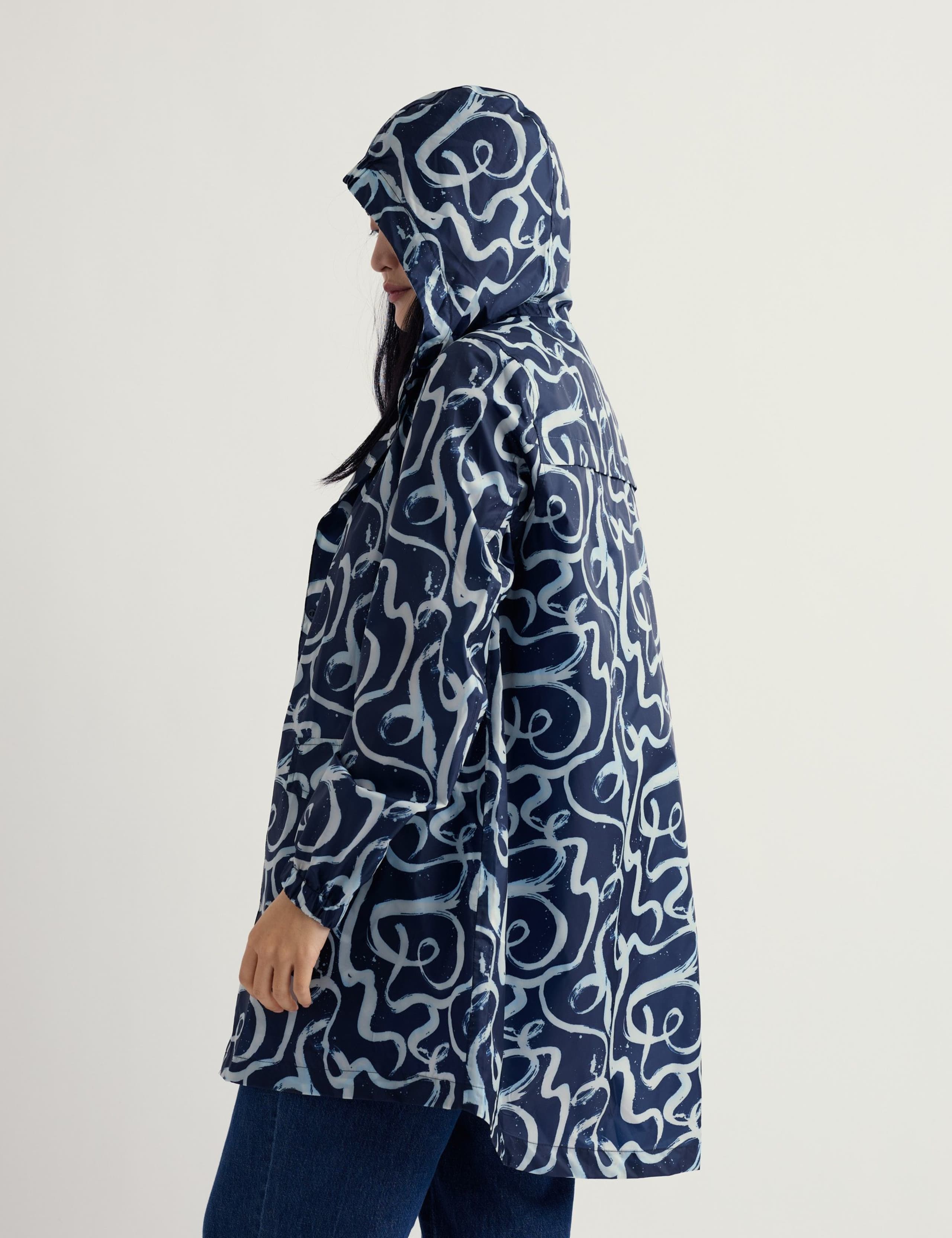 Geometric Waterproof Hooded Packaway Raincoat 4 of 5