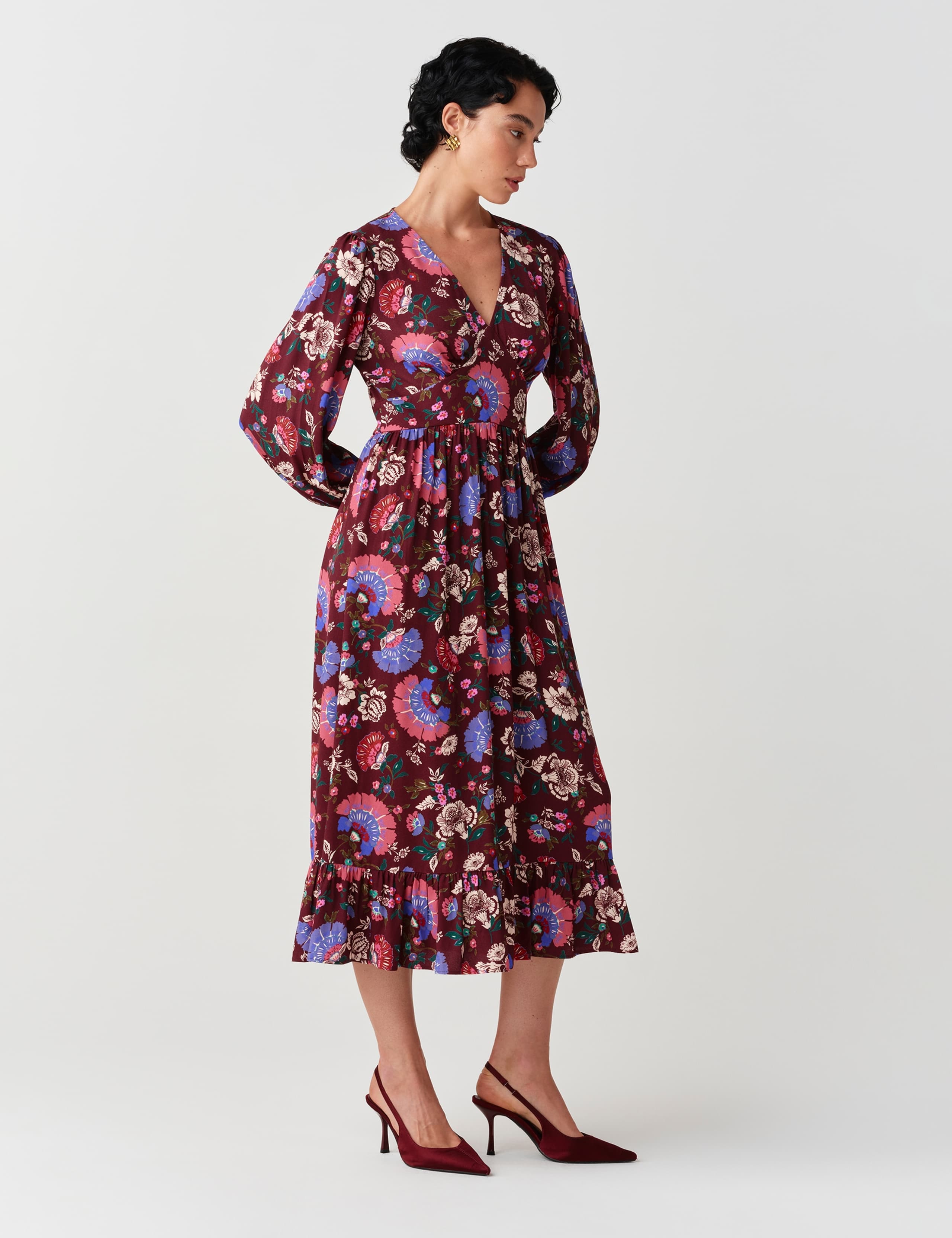 Crepe Paisley V Neck Midi Tiered Dress 4 of 9